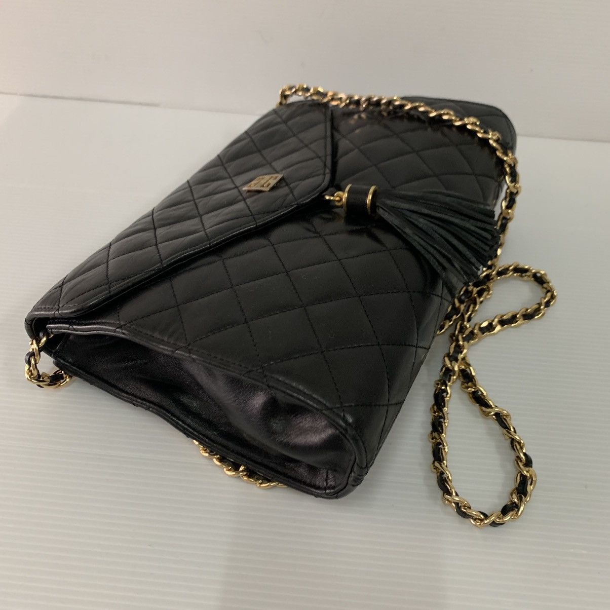 Givenchy Givenchy Leather Chain Slingbag Size ONE SIZE - 4 Thumbnail