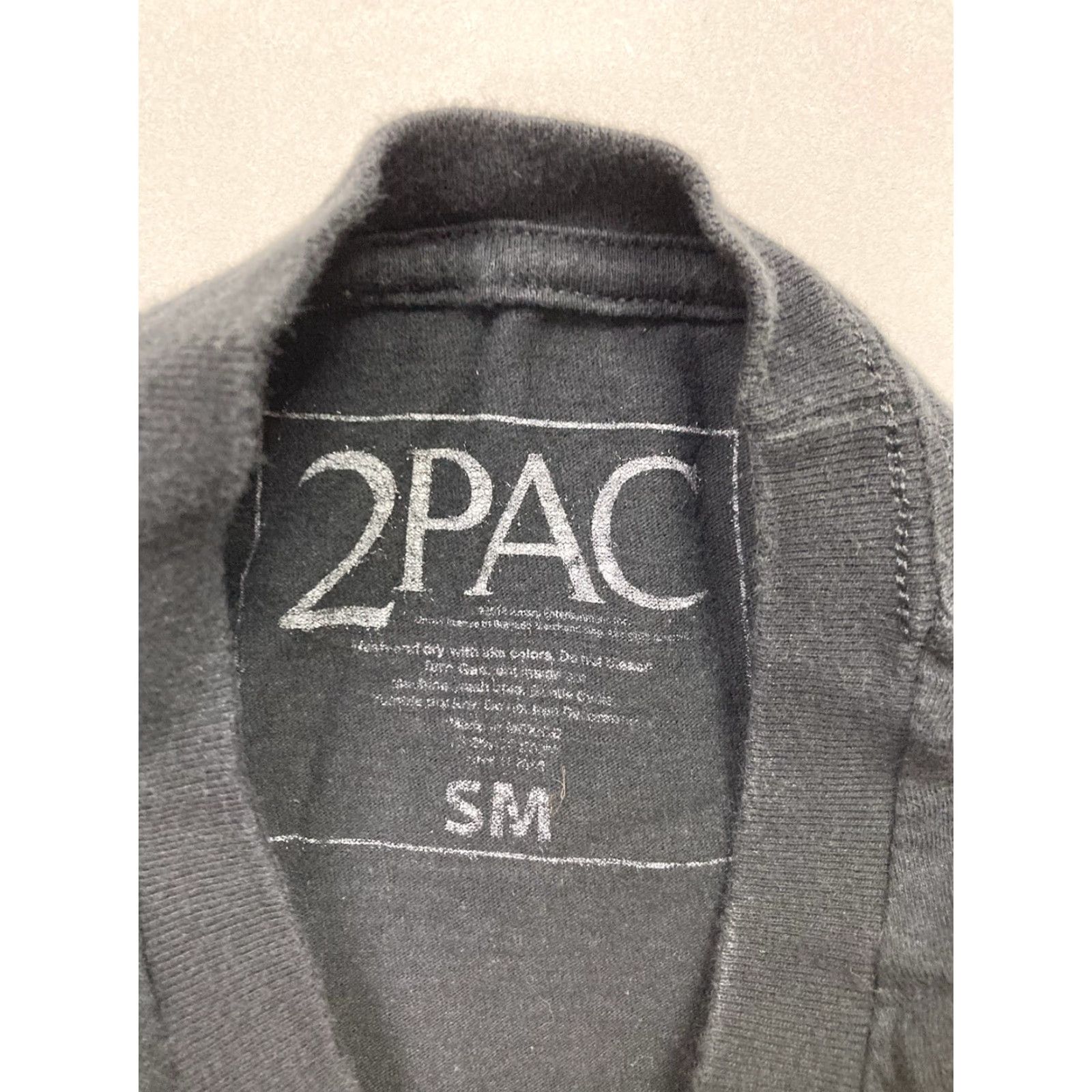 Vintage VINTAGE 2pac Tupac Shakur Graphic T-shirt Women Small Black Short Sleeve Music Shirt Women Small Black Music Hip Hop Retro Casual Size S / US 4 / IT 40 - 4 Thumbnail