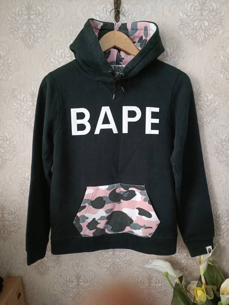 Bape Warm Up Camo Pullover Hoodie Size S / US 4 / IT 40 - 2 Thumbnail