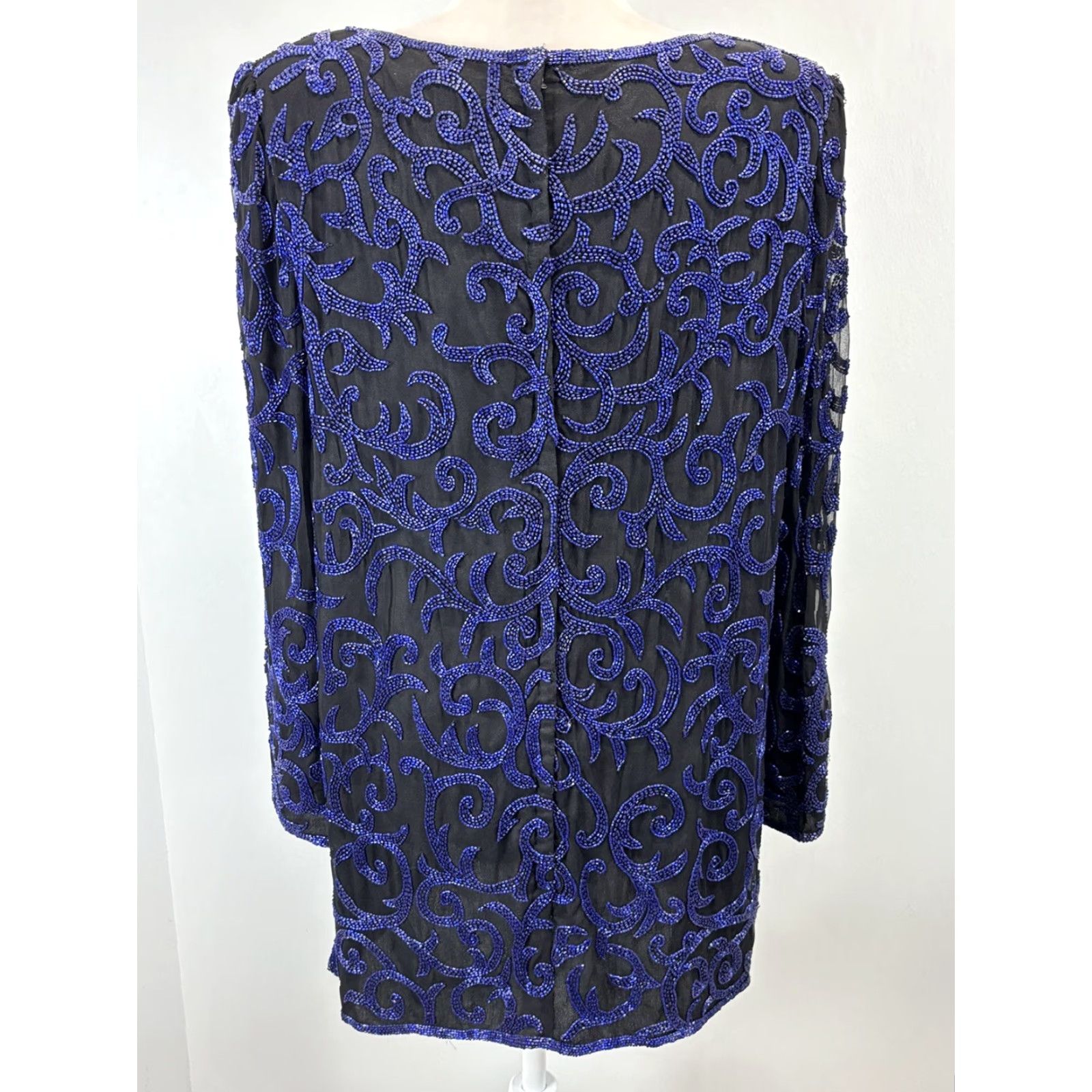 Vintage VINTAGE Niteline by Della Roufogali Silk Beaded Tunic Top 1990s Blue Large 1990s Eveningwear Mens/Womens? Size L / US 10 / IT 46 - 3 Thumbnail