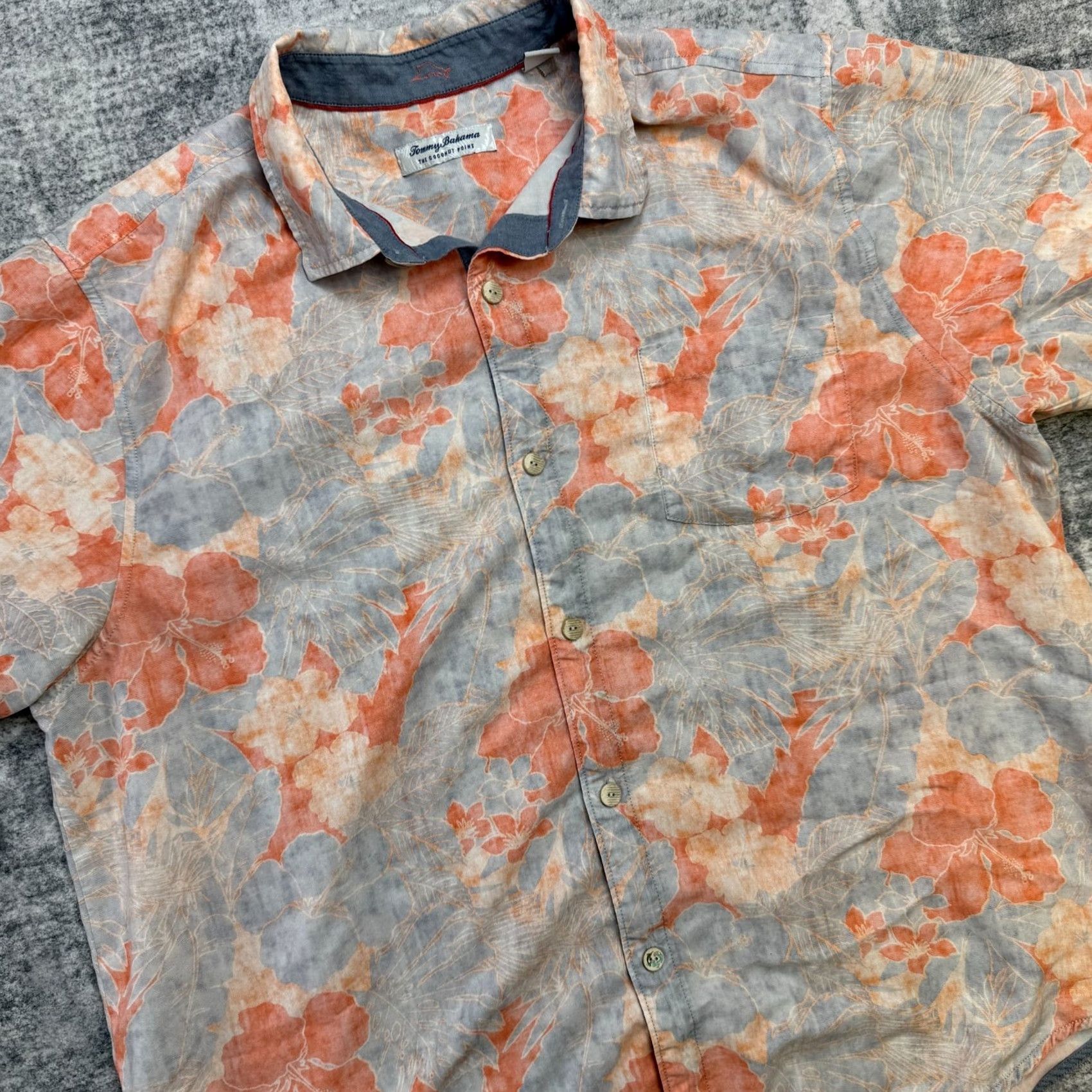 Tommy Bahama Tommy Bahama Shirt Men 2XL Blue Orange Hawaiian Coconut Point Resort Floral Short Sleeve Button-Up Collared Beach Tropical Size US XXL / EU 58 / 5 - 2 Thumbnail