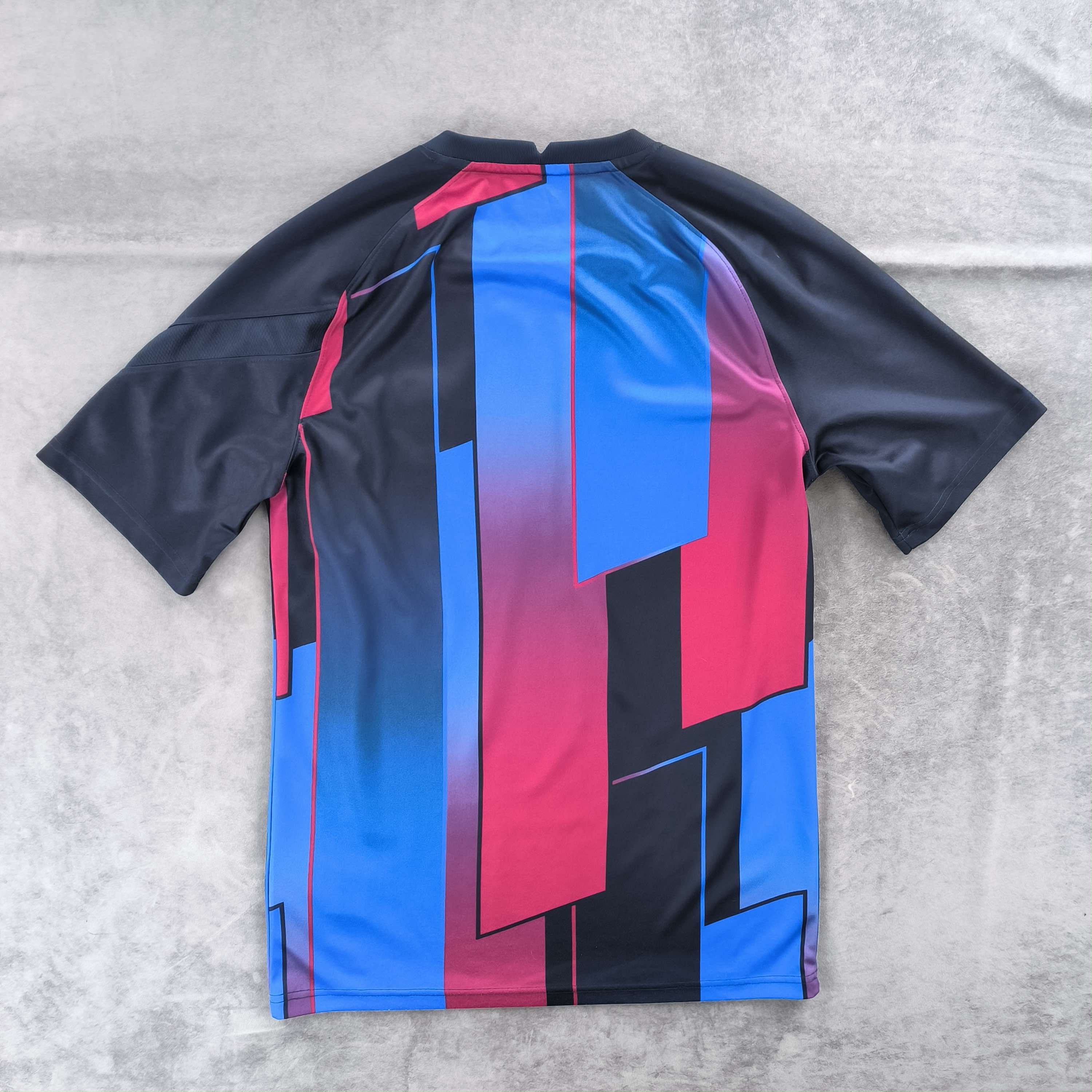 Nike FC Barcelona 2021-22 pre-match training football jersey sz S Size US S / EU 44-46 / 1 - 2 Thumbnail