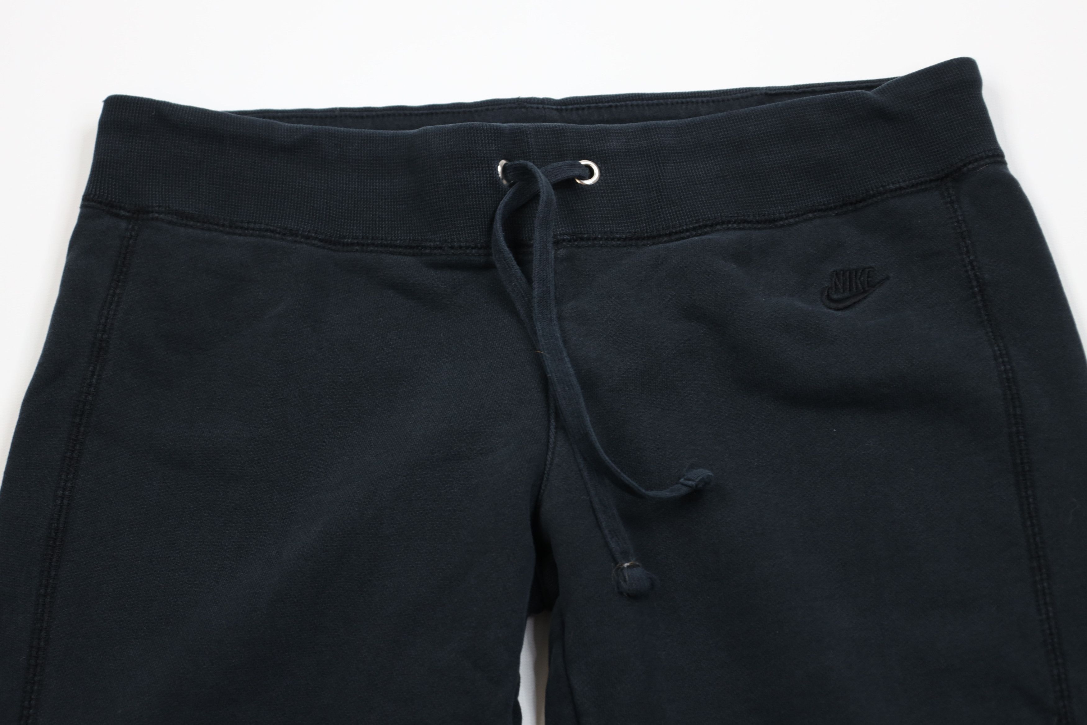 Nike Vintage Y2K Nike Swoosh Flared Wide Leg Sweatpants Black Size 30" / US 8 / IT 44 - 2 Thumbnail