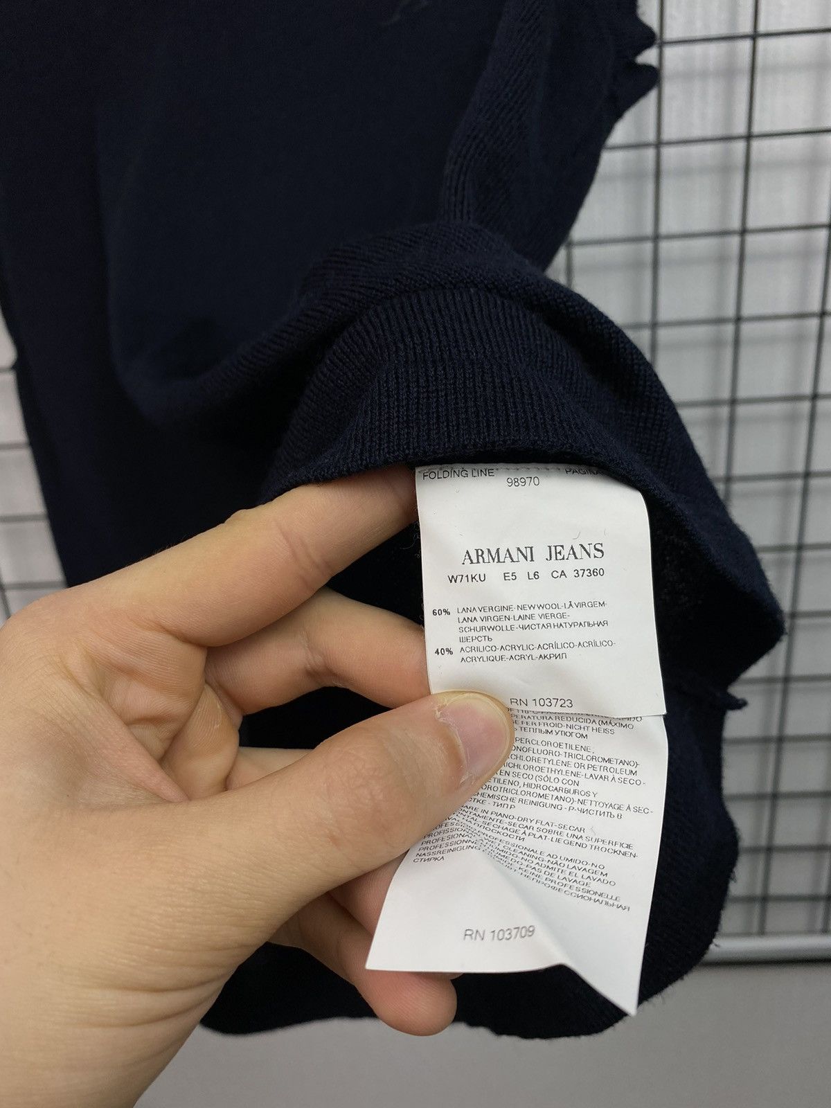 Giorgio Armani Armani Jeans Vest Knit Wool Men’s M Unisex Navy Blue Logo AJ Size US M / EU 48-50 / 2 - 7 Thumbnail