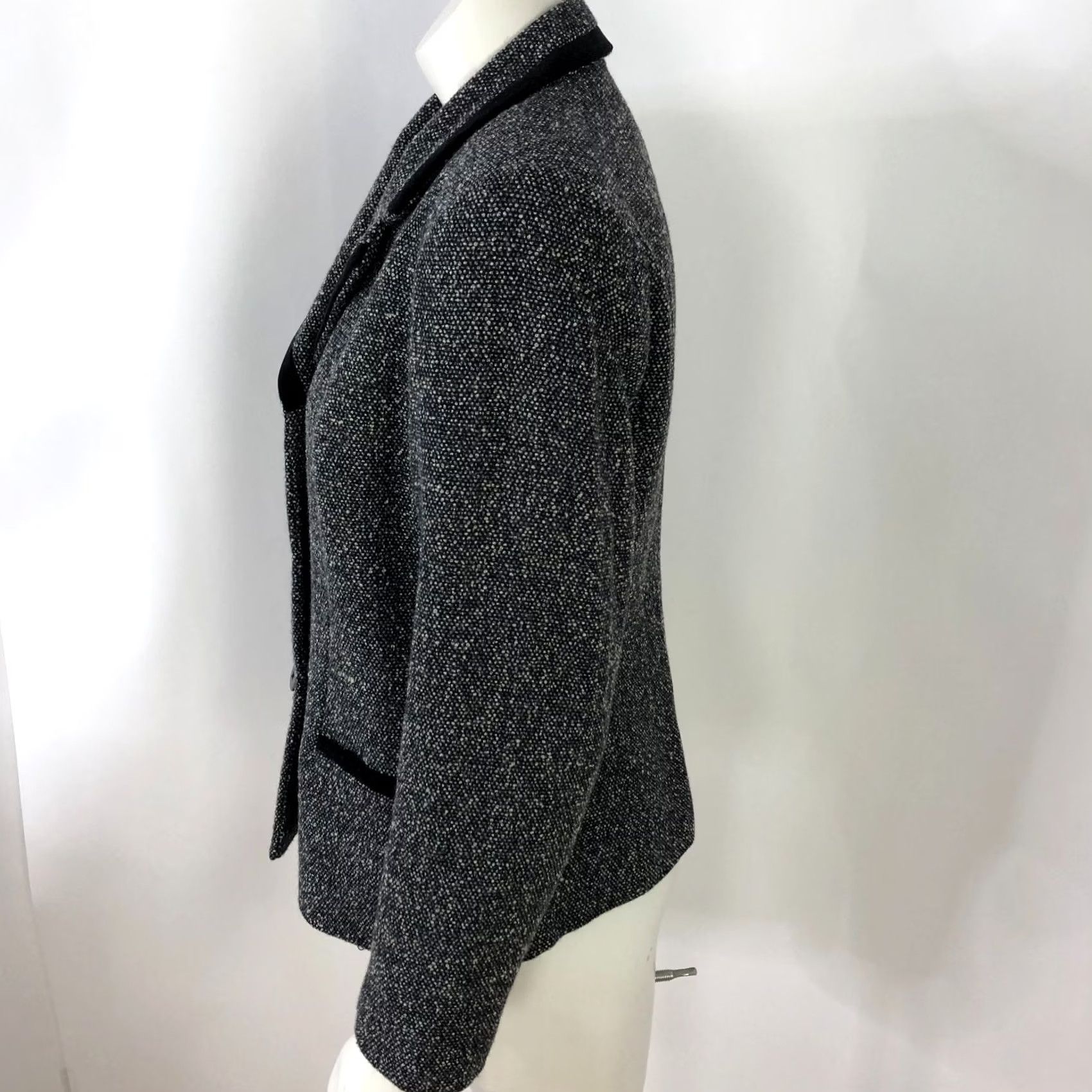 Talbots VINTAGE Talbots Petites 10 Blazer Jacket Black Gray Wool Blend 3 Button Womens Size L / US 10 / IT 46 - 3 Thumbnail