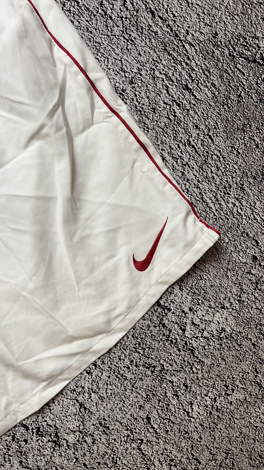 Nike Early 00’s vintage Arsenal gunners nike shorts Size US 36 / EU 52 - 3 Thumbnail