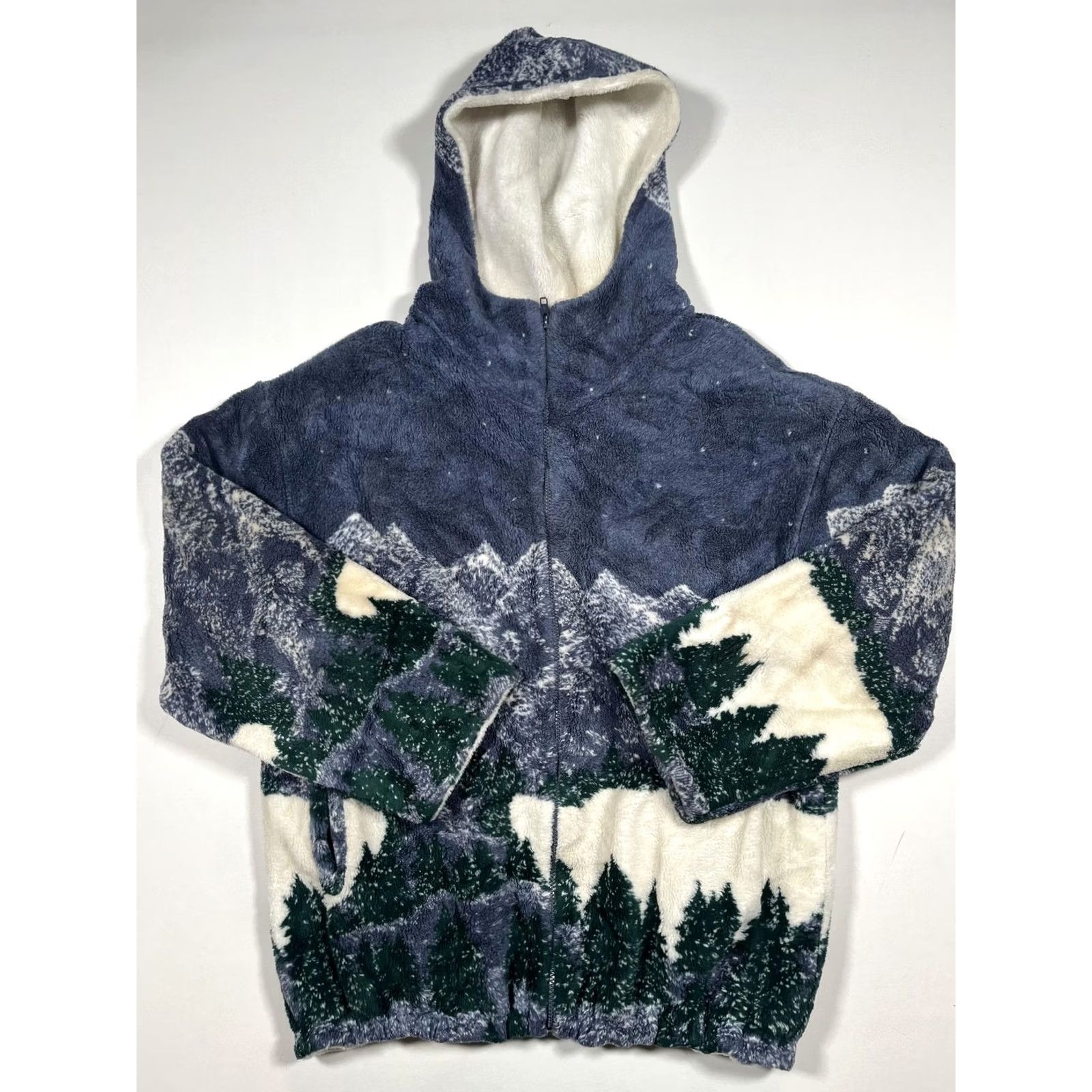 Vintage Country Woods Men`s Small Blue Mountain Landscape Fleece Zip Hoodie Jacket Winter Natural Comfort Comfort Warmth Full Zip Hooded Pockets Vintage? No Size US S / EU 44-46 / 1 - 2 Thumbnail