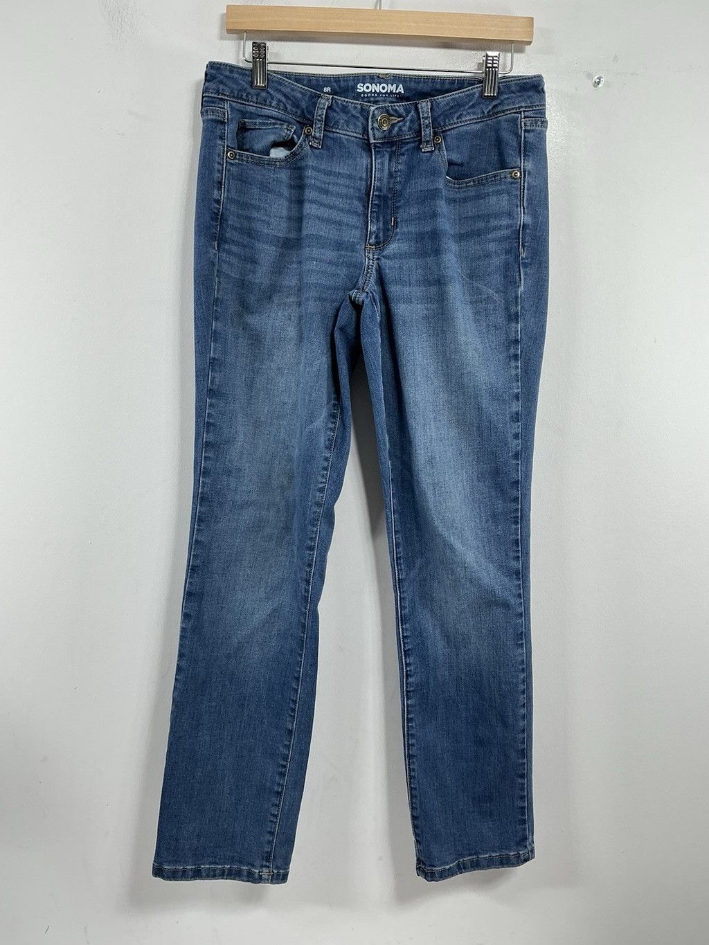 Sonoma Woman's Sonoma Straight Blue Jeans Size 8 R Size 30" / US 8 / IT 44 - 1 Thumbnail