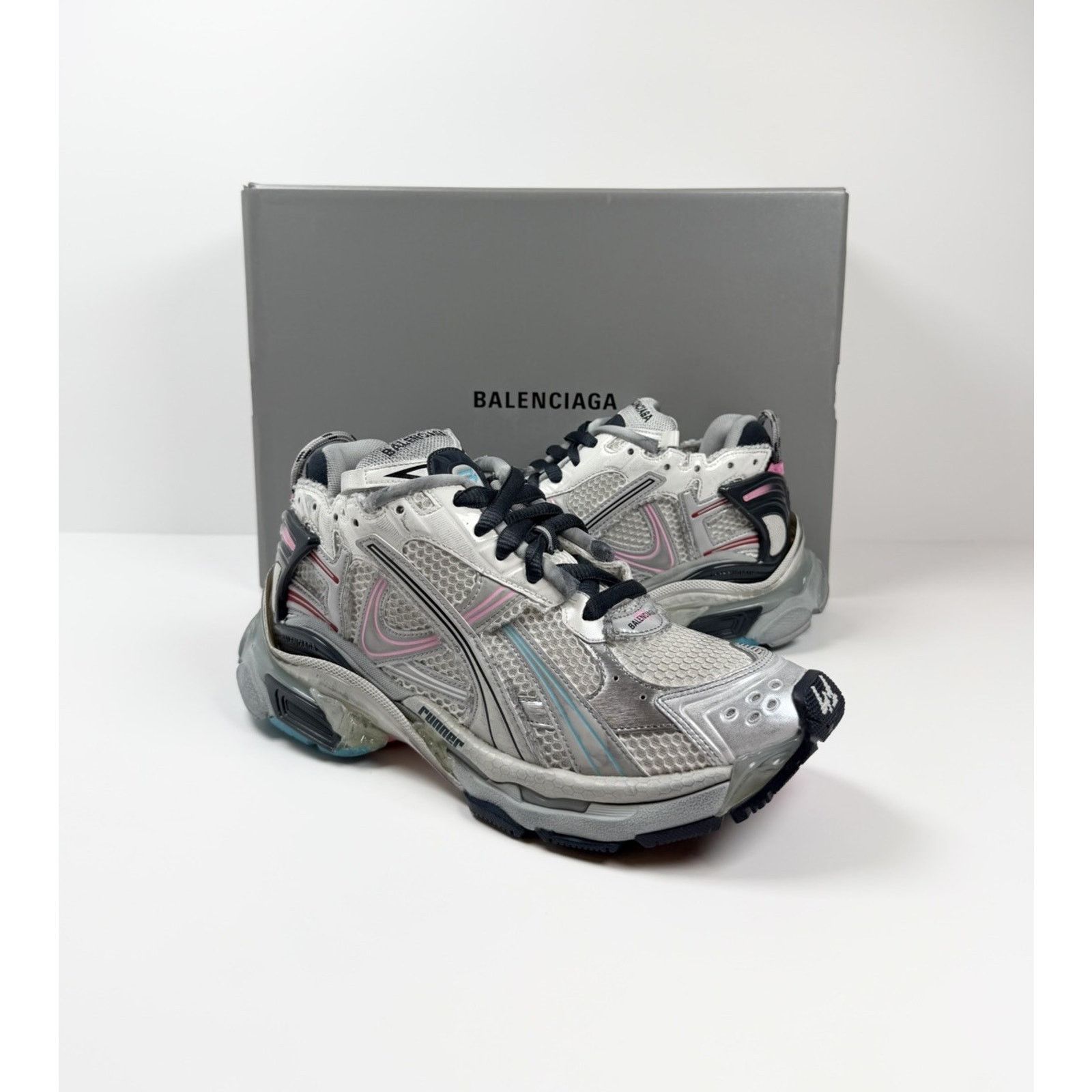 Balenciaga Size 41EU/8US - Balenciaga Runner Grey Pink Blue NEW! Size US 8 / EU 41 - 2 Thumbnail