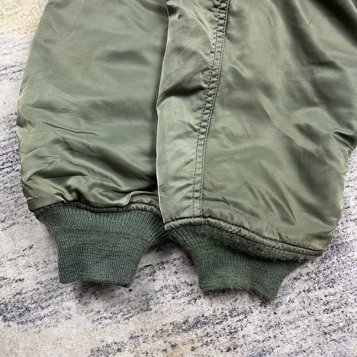 Alpha Industries Vintage alpha industries Ma-1 bomber jacket Size US XL / EU 56 / 4 - 7 Thumbnail
