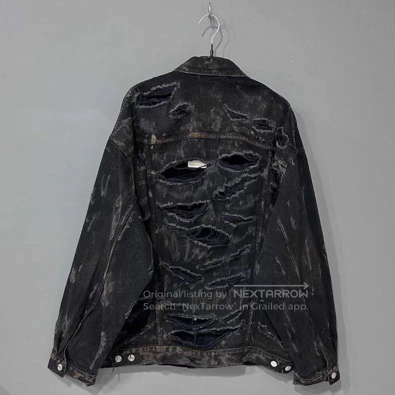 Balenciaga Balenciaga Distressed mud-dyed denim jacket with large des Size US L / EU 52-54 / 3 - 3 Thumbnail