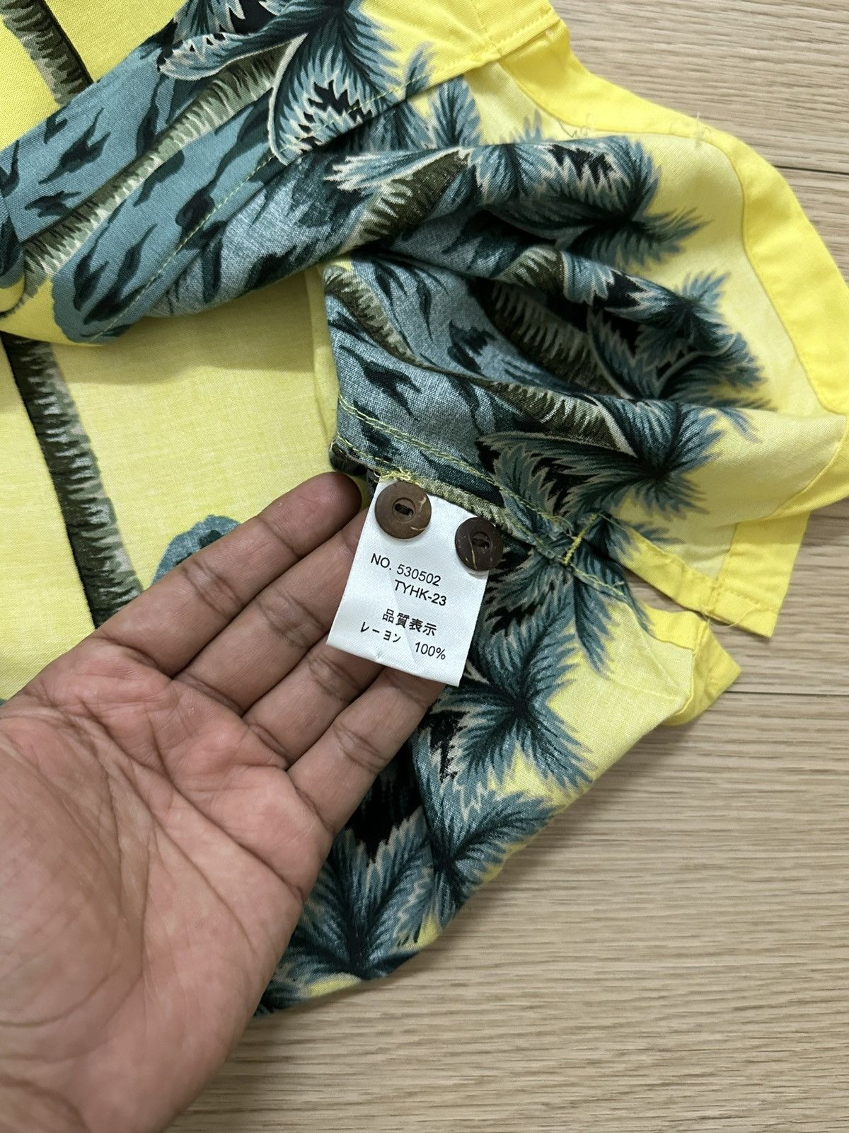 Beauty Beast × Japanese Brand Rare Beautiful Vintage Jungle Storm Authentic Hawaiian Shirt Size US L / EU 52-54 / 3 - 8 Thumbnail