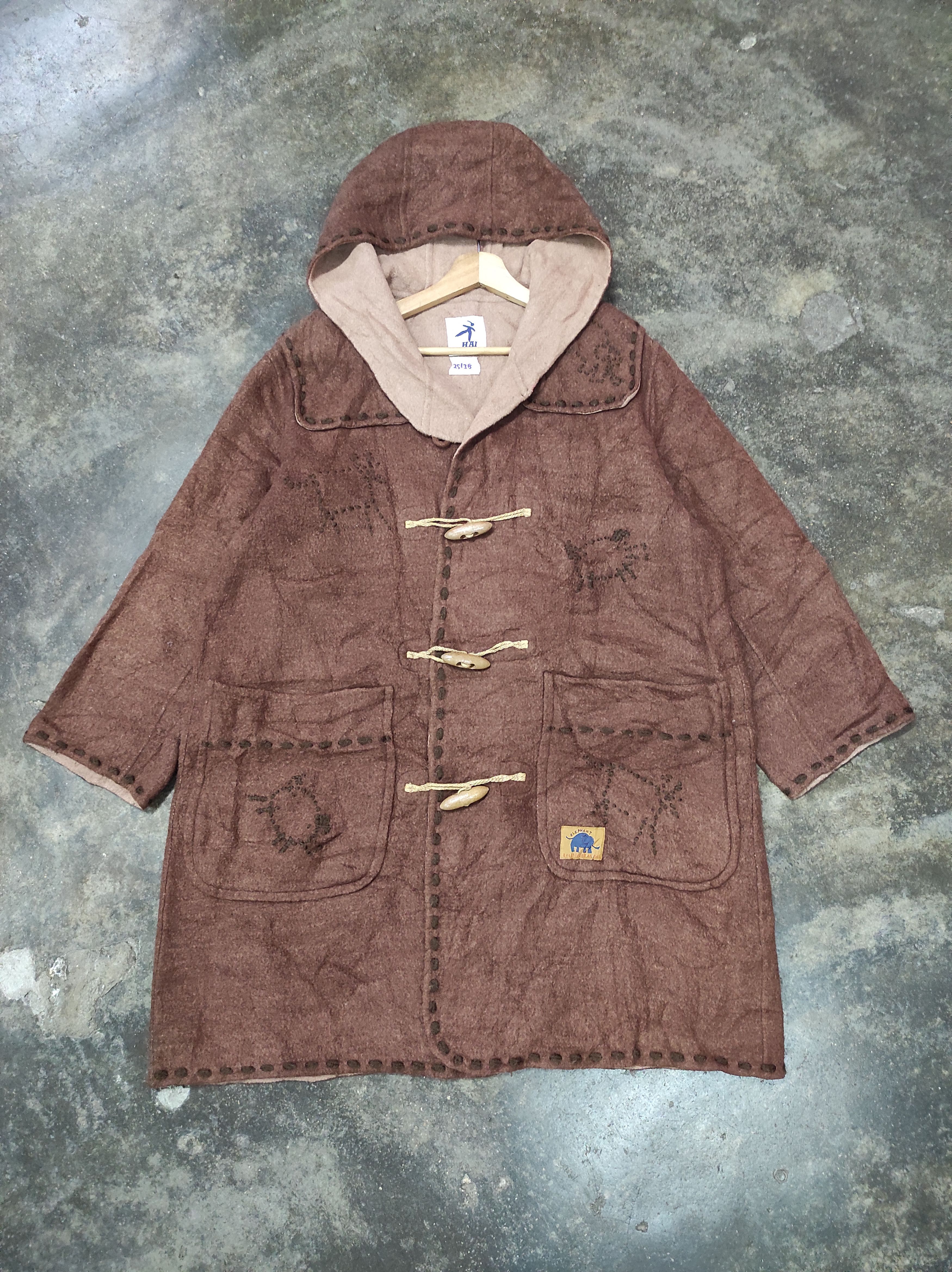 HAI SPORTING GEAR ELEPHANT ISSEY MIYAKE DUFFLE COAT HOODED