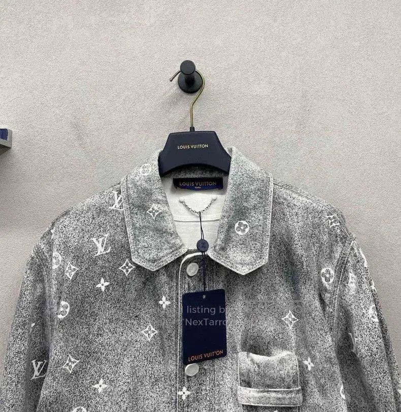 Louis Vuitton LV Gray White Star Print Denim Jacket. Size US L / EU 52-54 / 3 - 4 Thumbnail