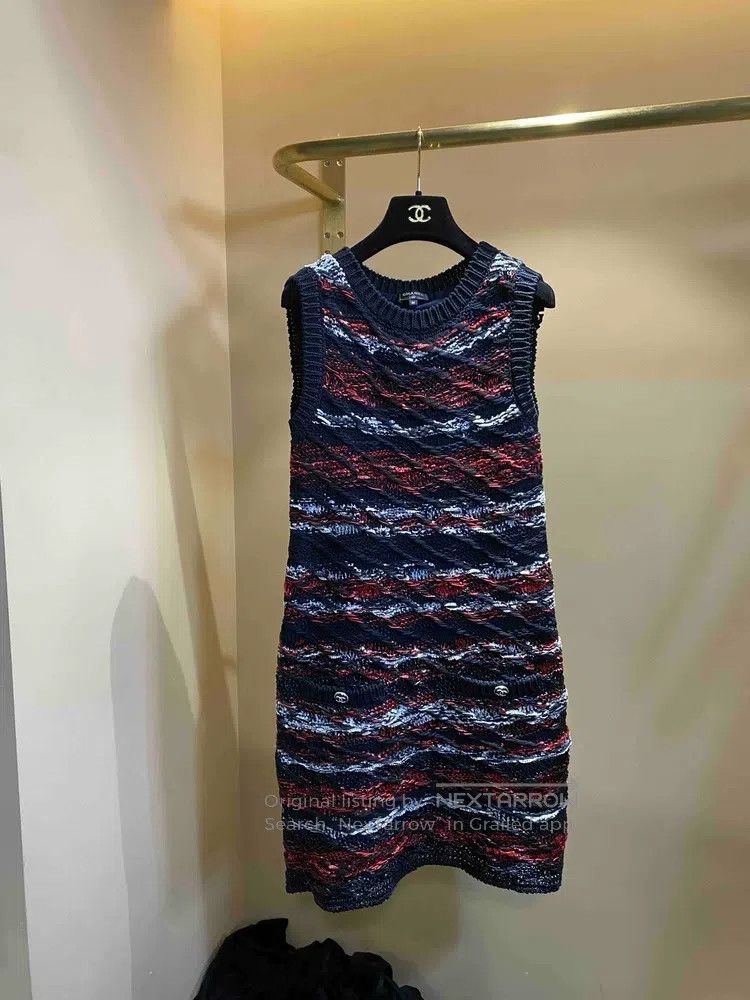 Chanel Chanel 20S Roof Series Black and Red Woven Two Pocket Dres Size XS / US 0-2 / IT 36-38 - 1 Thumbnail