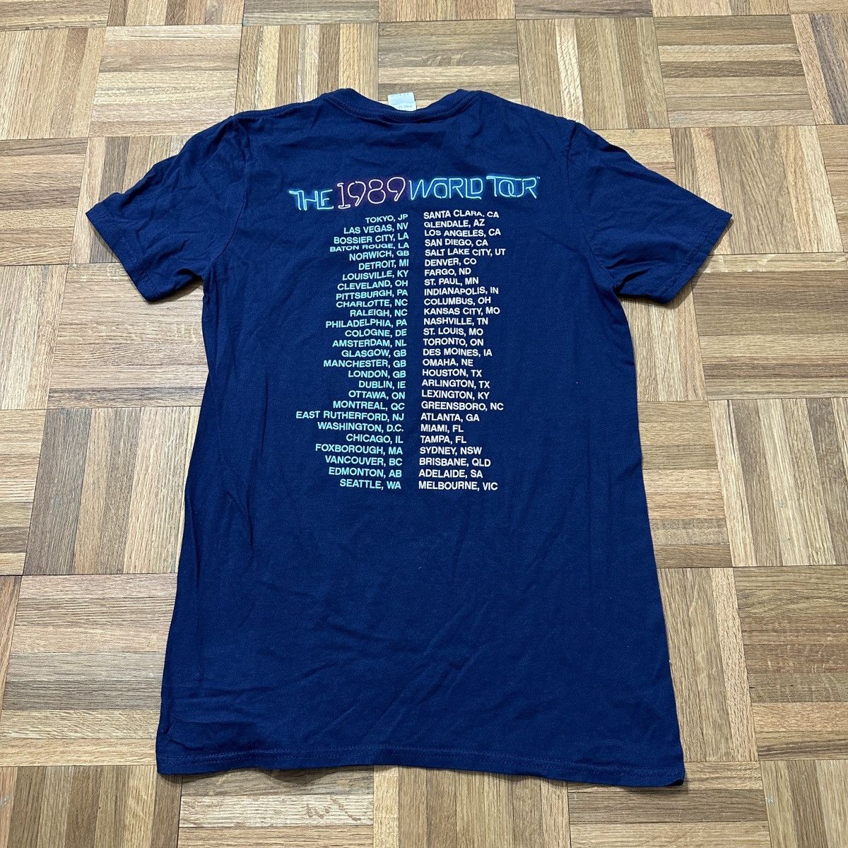 Gildan Taylor Swift 1989 tee Size US S / EU 44-46 / 1 - 2 Thumbnail
