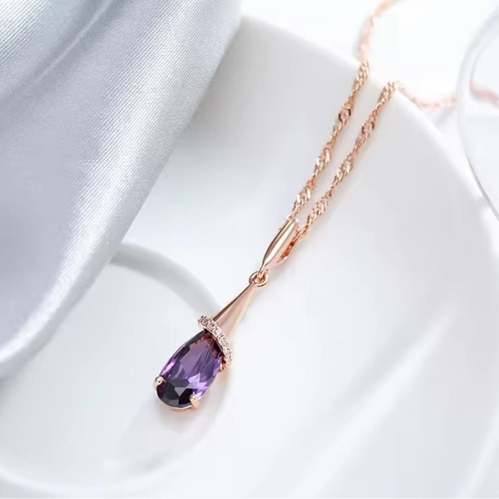 Other 585 Rose Gold Color Pendant Necklace for Women Water Drop Size ONE SIZE - 4 Thumbnail