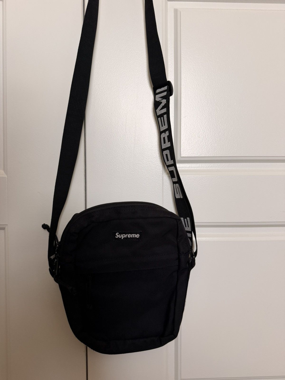 Supreme Supreme Small Shoulder Bag Black (SS17) | Grailed
