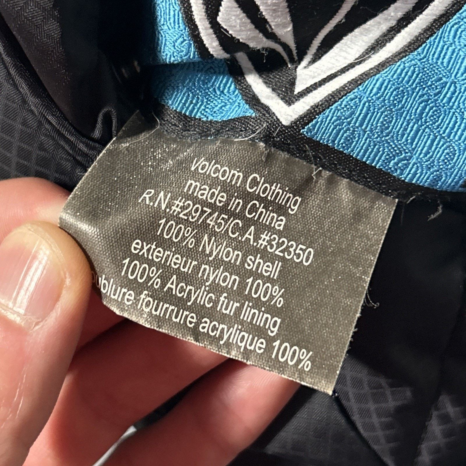 Volcom RARE Volcom Fuzzar Snow Vest Downed Jacket W's Large Revers Size L / US 10 / IT 46 - 6 Thumbnail