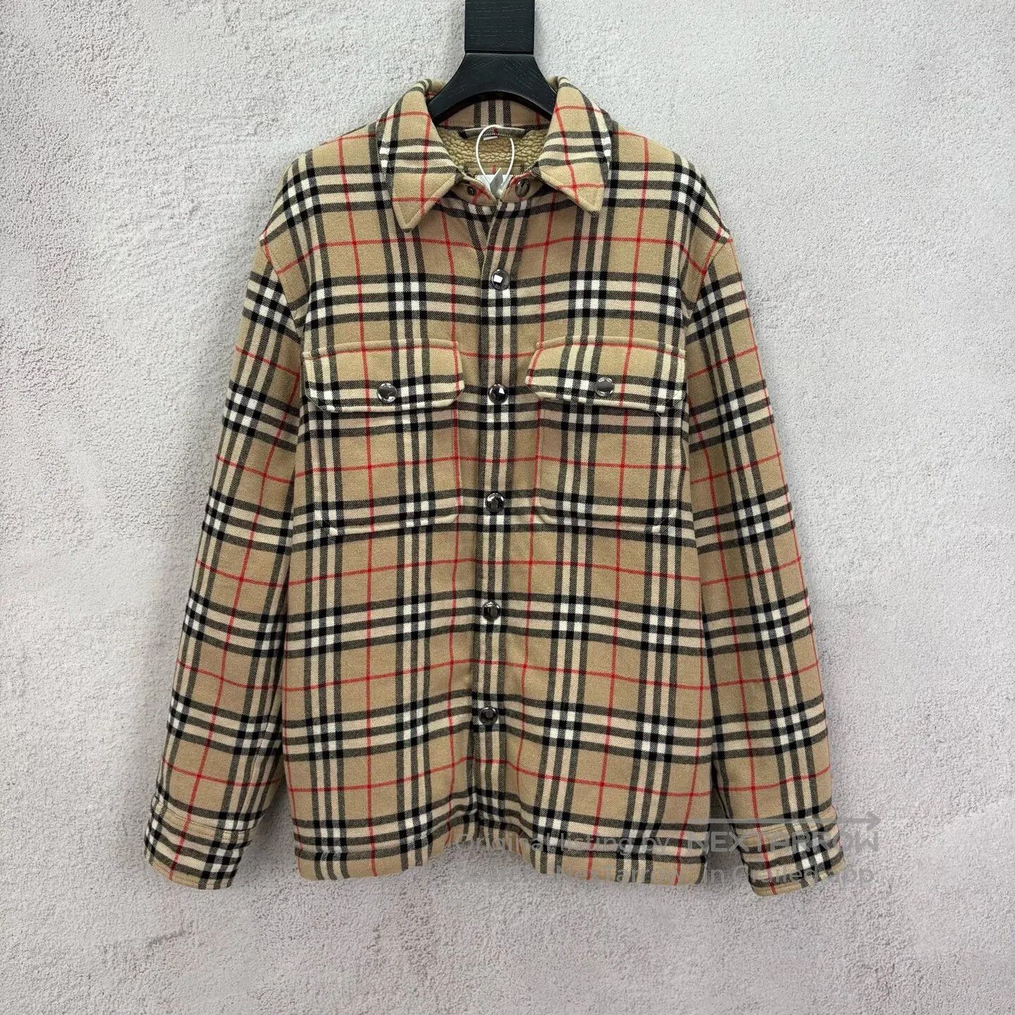 Burberry Burberry Classic khaki checkered lamb wool jacket Size US M / EU 48-50 / 2 - 1 Thumbnail