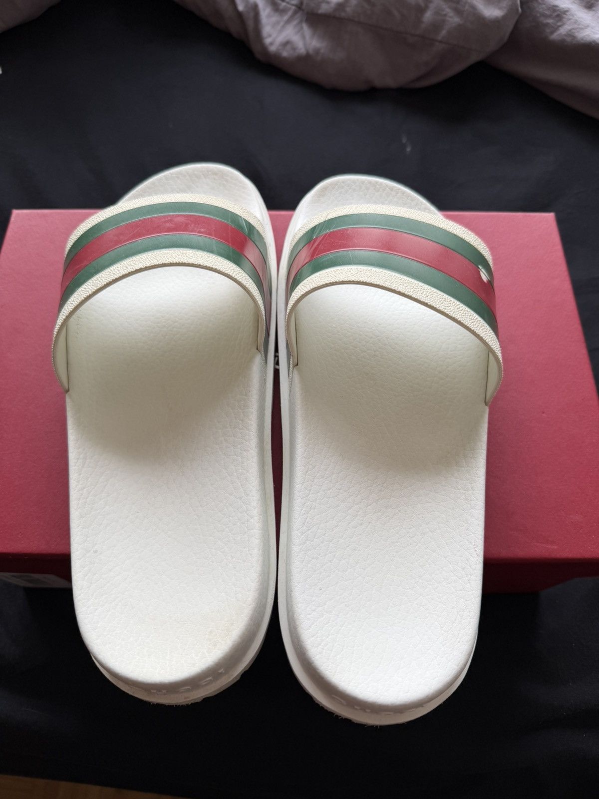 Gucci Gucci Poolslides Size US 9.5 / EU 42-43 - 2 Thumbnail