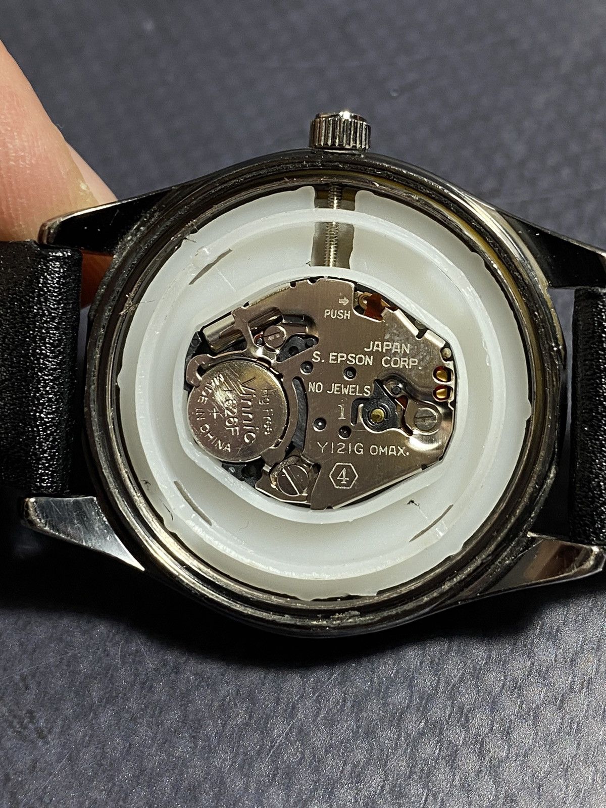 Vintage Omax Quartz Watch Japan Movement Black Dial Crystals Size ONE SIZE - 19 Thumbnail