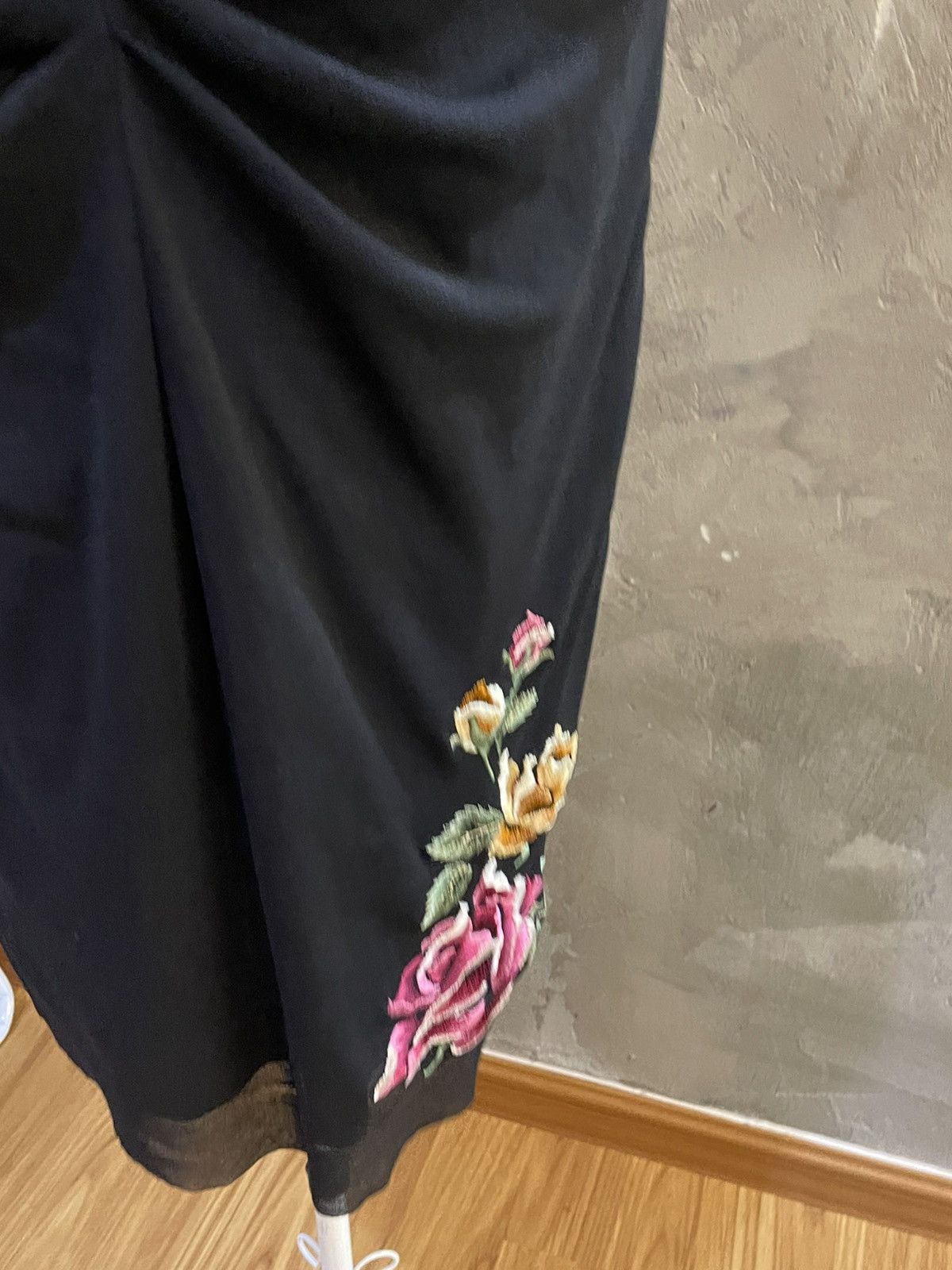 Vivienne Tam SS98 Vivienne Tam Flower Embroidery Layered Black Dress Size XS / US 0-2 / IT 36-38 - 9 Thumbnail