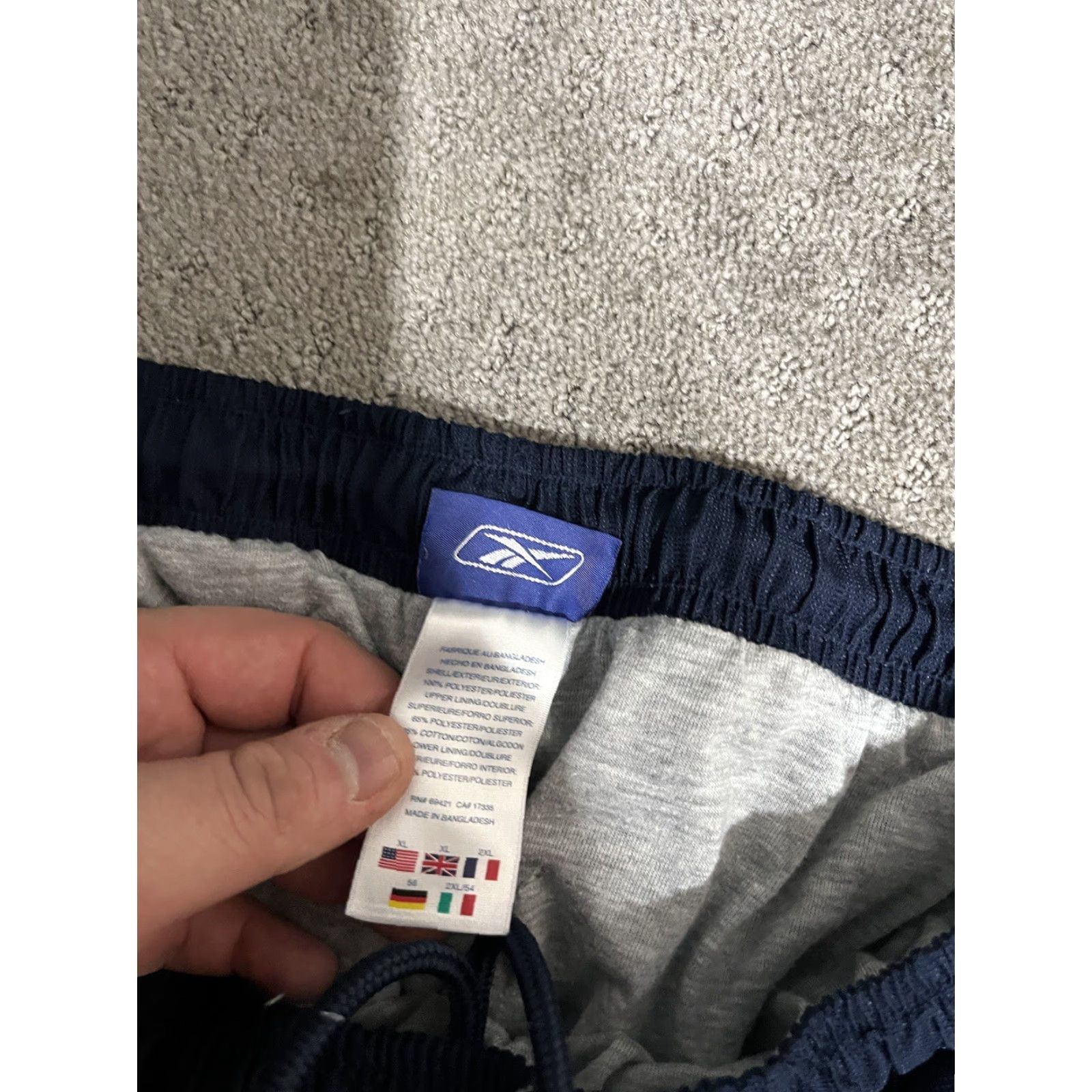 Reebok VINTAGE Reebok Pants XL Tapered Lightweight Windbreaker Style Track Pants Navy Blue Blue Size US 36 / EU 52 - 5 Thumbnail