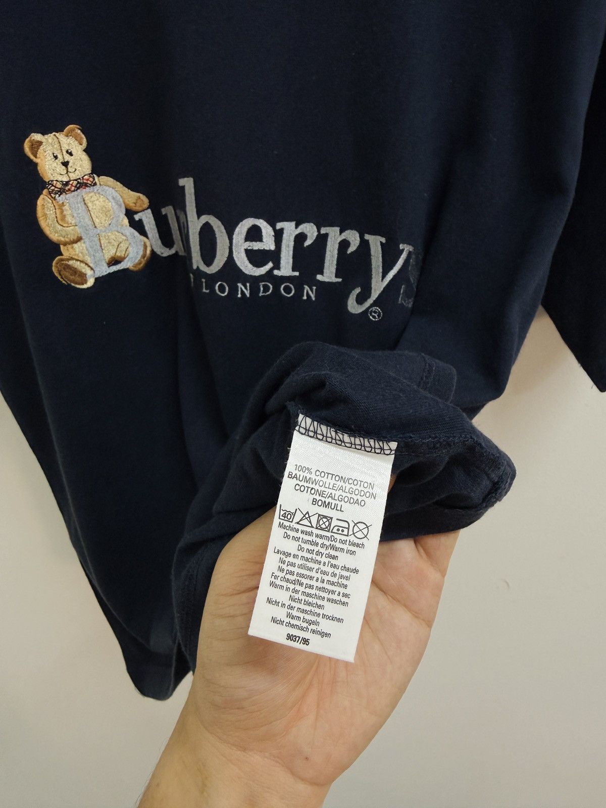 Burberry RARE Vintage Burberrys of London tshirt Size US S / EU 44-46 / 1 - 5 Thumbnail