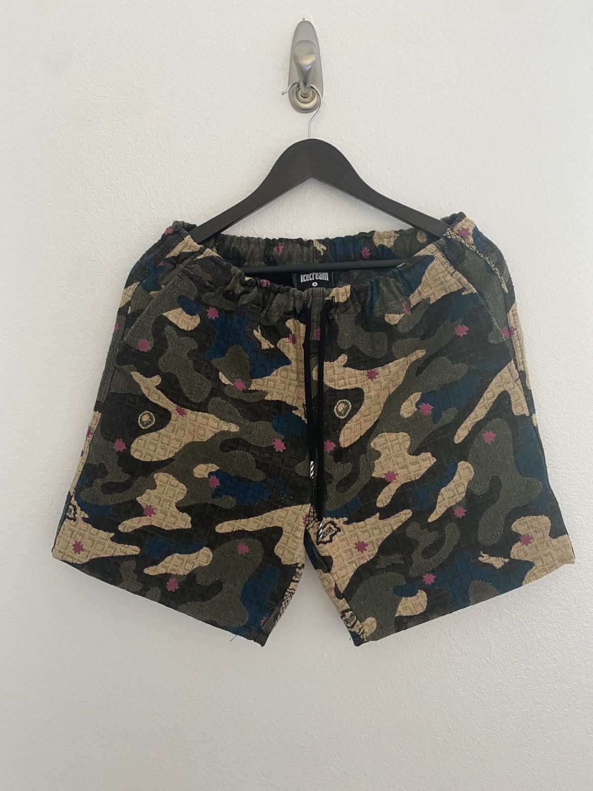 Waffle camo shorts