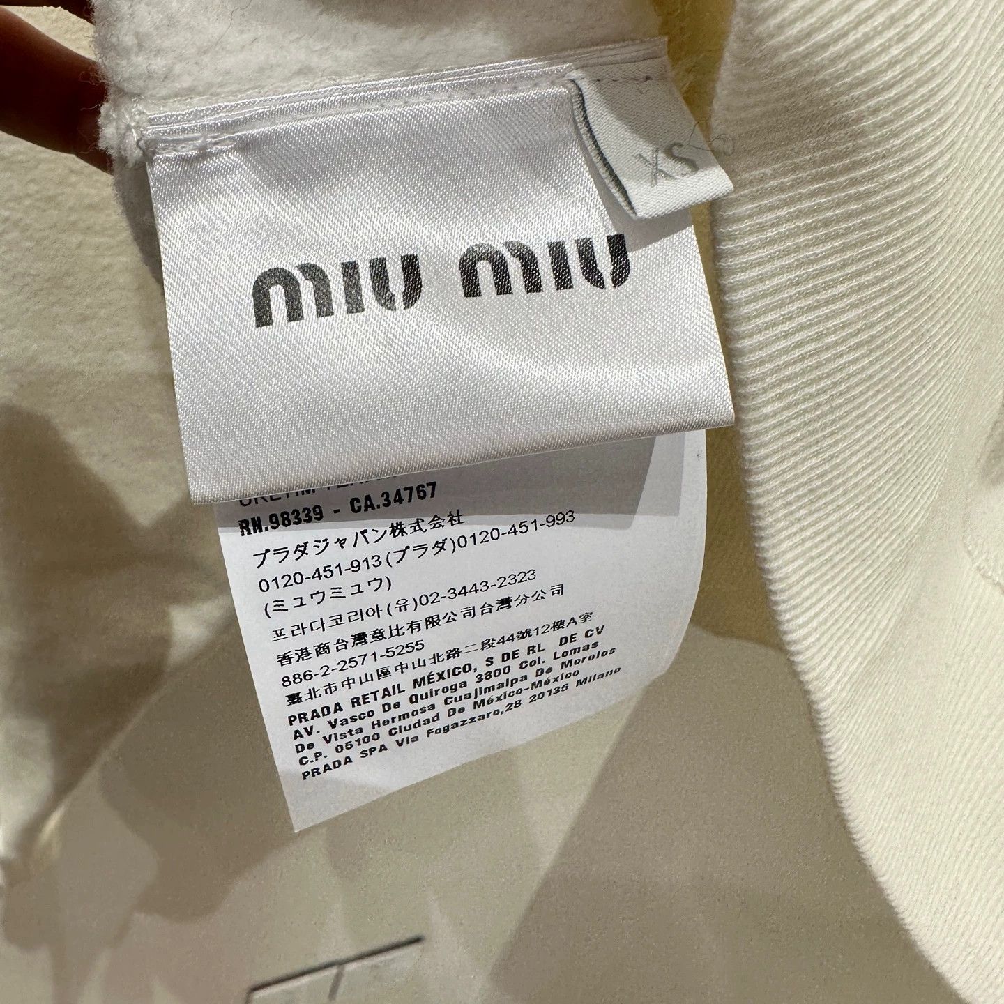 Miu Miu Miu Miu mar221 crystal logo long-sleeve xs sweatshirt Size XS / US 0-2 / IT 36-38 - 4 Thumbnail