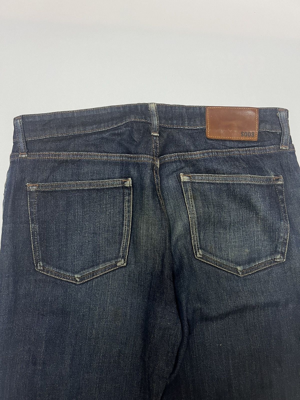 Uniqlo Uniqlo UJ Dark Blue Wash Distressed Denim Size US 34 / EU 50 - 13 Thumbnail