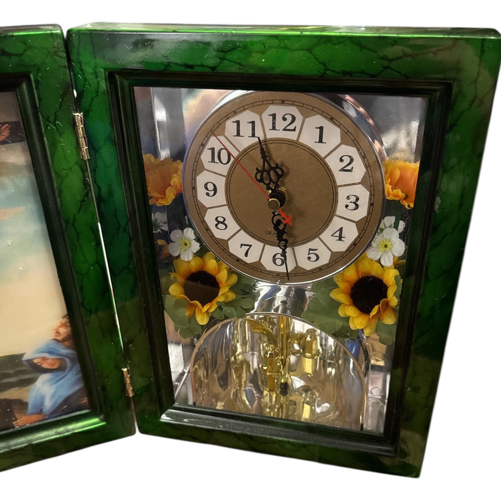 Unknown London Vintage Religious Dual Frame Wall Clock with Jesus Size ONE SIZE - 2 Thumbnail