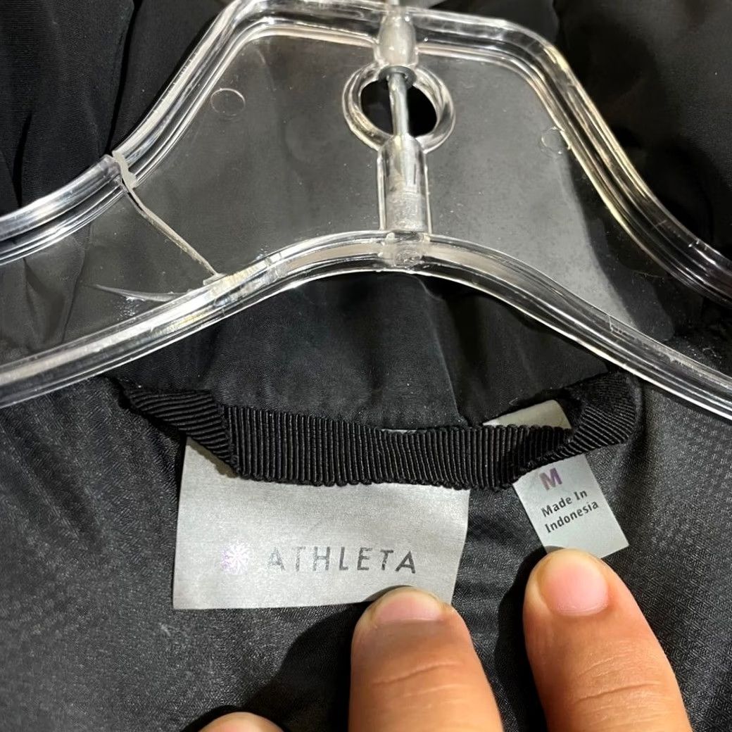 Athleta Athleta Women's Coat Parka Long Hooded Full Zip Button Winter Black M Size M / US 6-8 / IT 42-44 - 3 Thumbnail