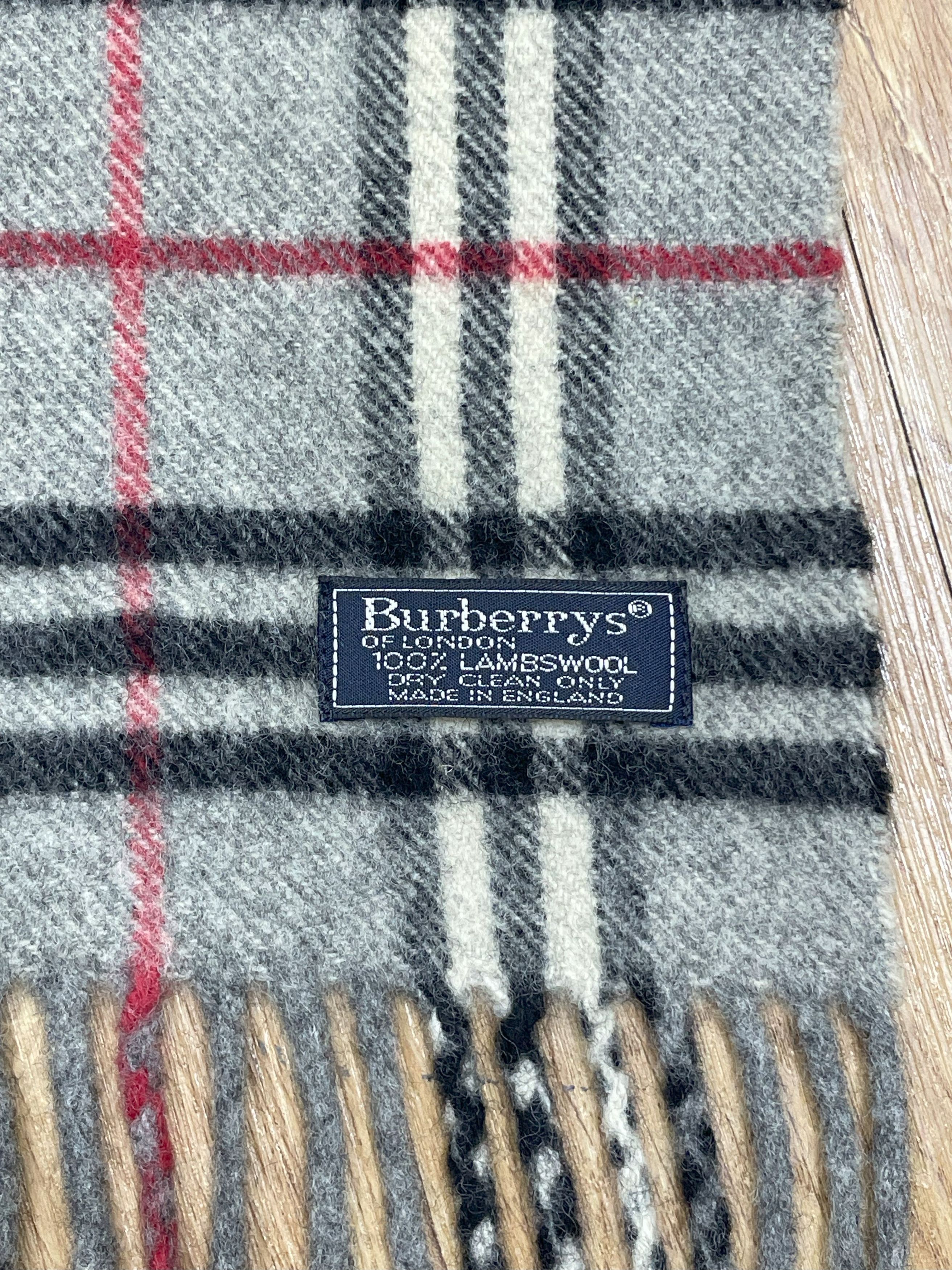 Burberry Burberrys Scarf / Muffler - 6155 Size ONE SIZE - 6 Thumbnail