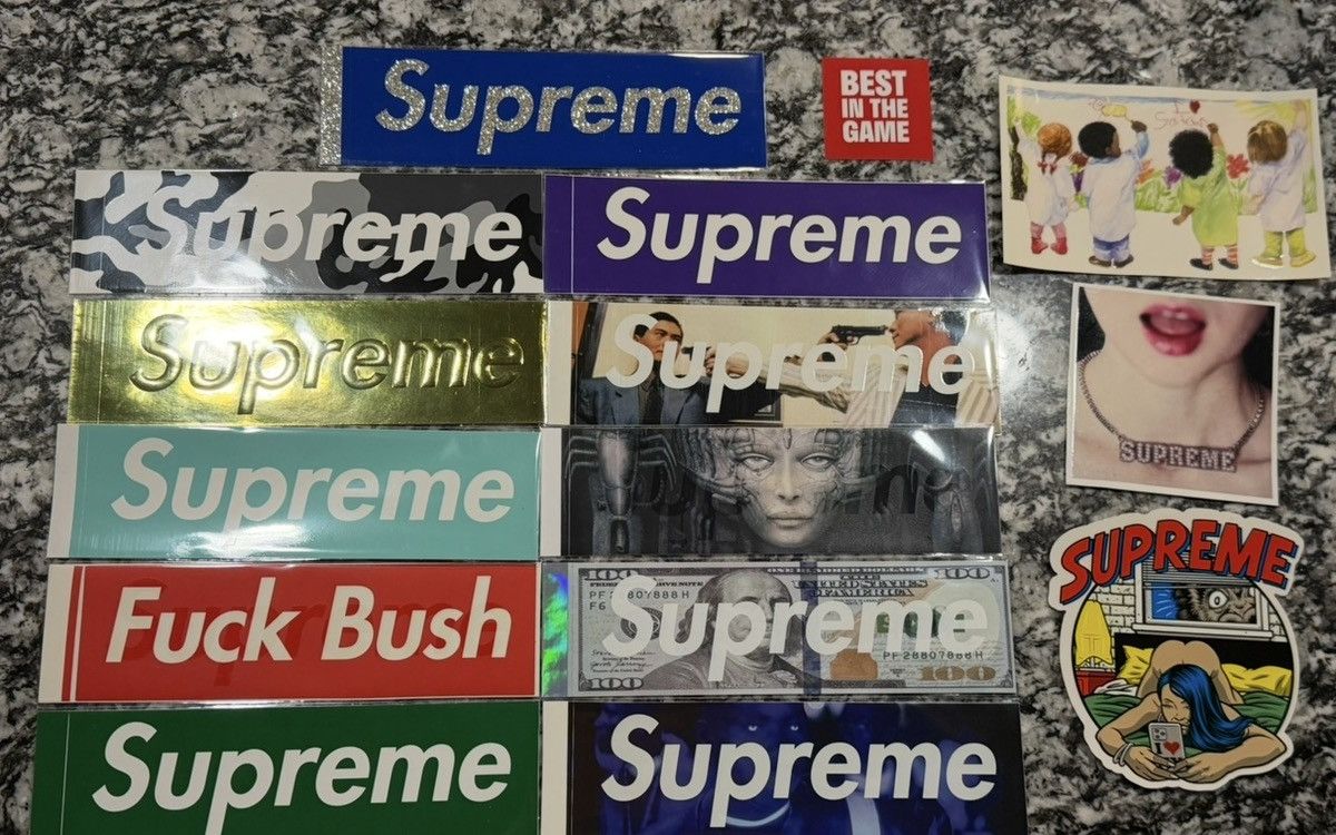 Supreme 2003 Supreme Friends and Family x Terry Richardson Calendar Size ONE SIZE - 17 Thumbnail