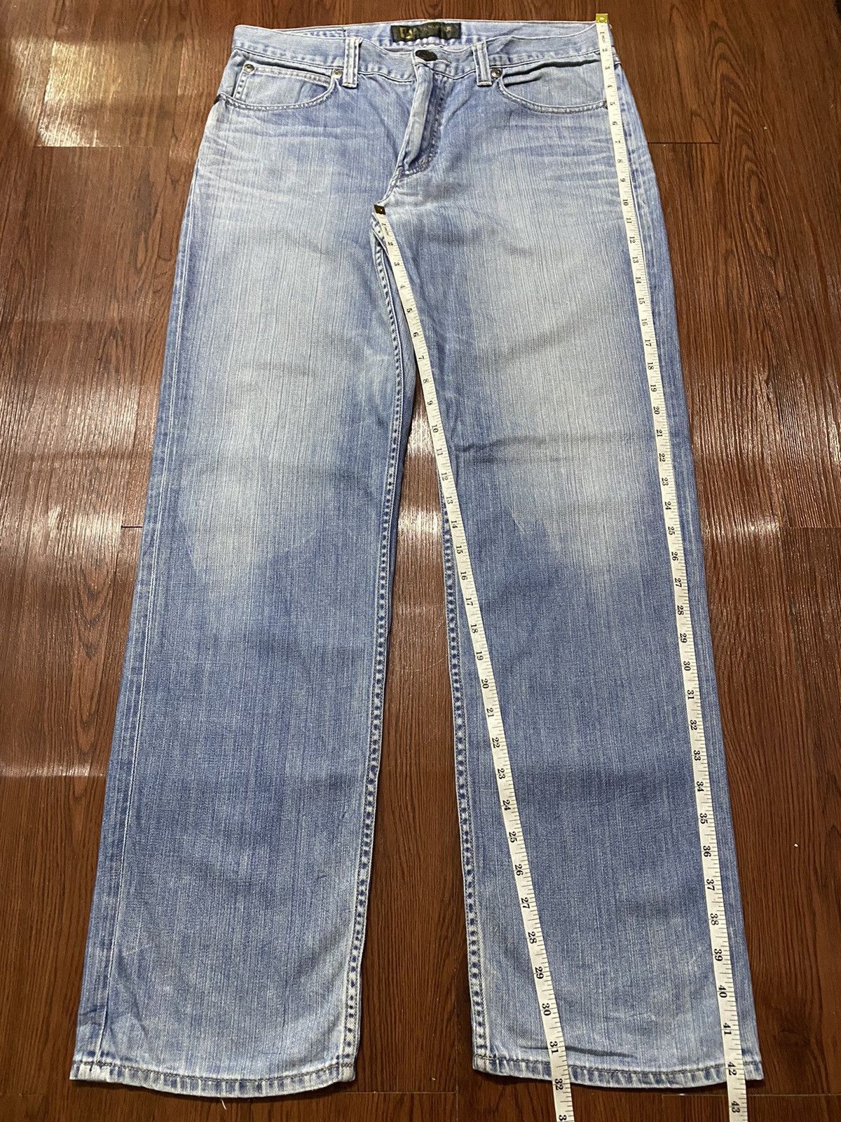 Japanese Brand Vintage Japanese Brands Blue Faded Wash Loose Jeans Size US 34 / EU 50 - 13 Thumbnail