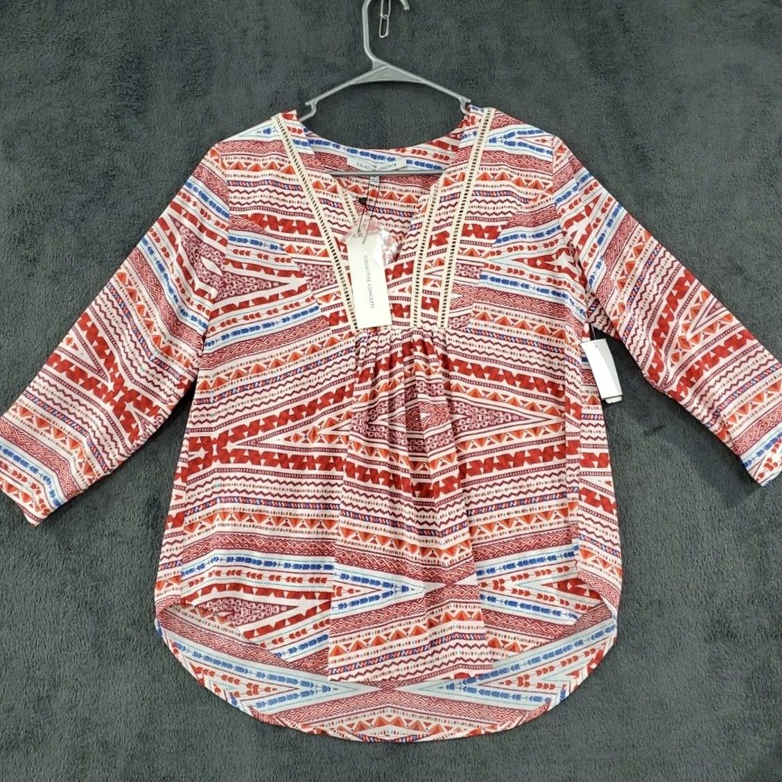 Vintage COLLECTIVE CONCEPTS Women's Blouse Shirt Tunic Red V-Neck Crochet Sheer Bohemian Tunic Long Sleeve Dolman Sleeve XS? No size given; S is size. Size S / US 4 / IT 40 - 3 Thumbnail