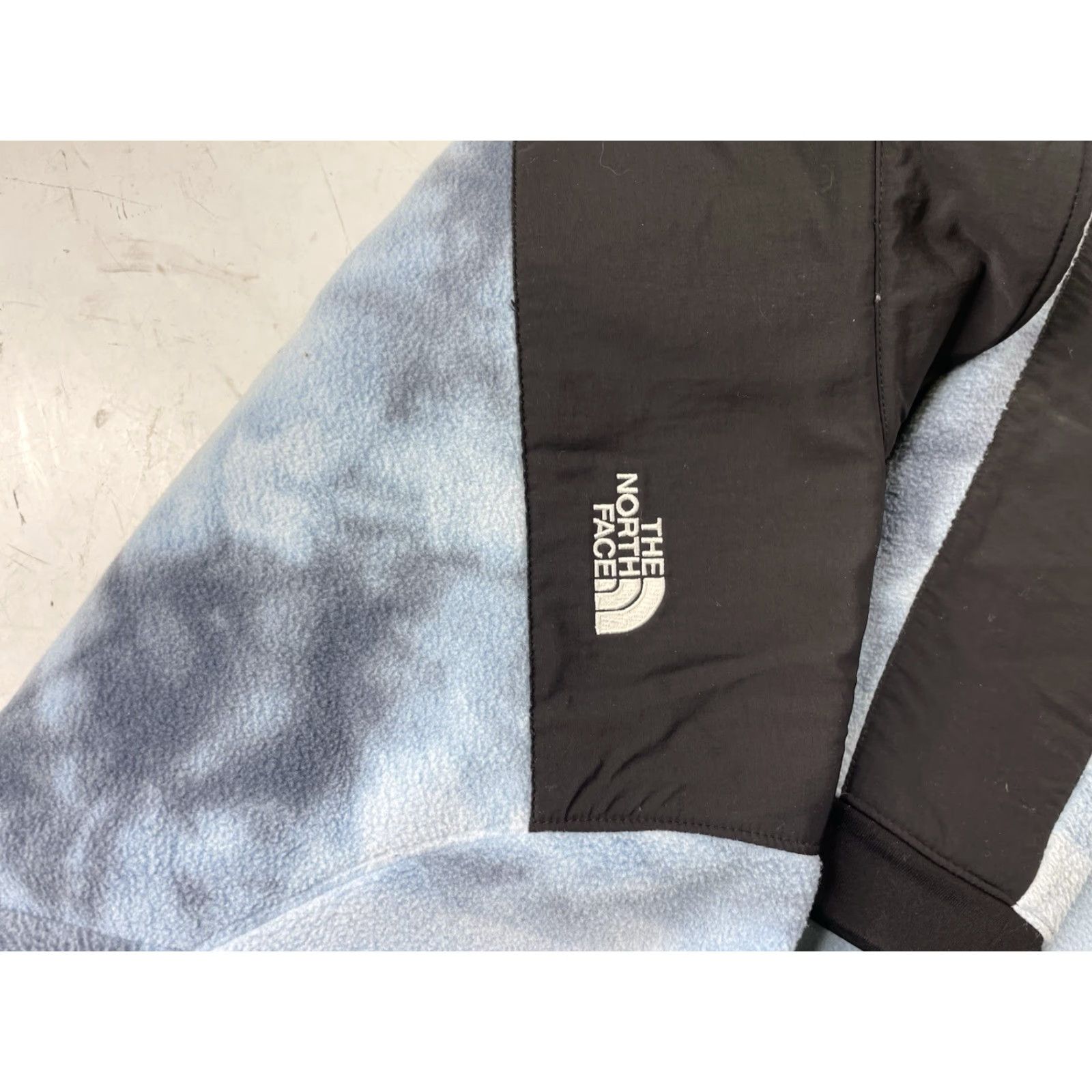 The North Face VINTAGE The North Face Denali Jacket Women Blue Tie Dye Size L Fleece Size L / US 10 / IT 46 - 5 Thumbnail