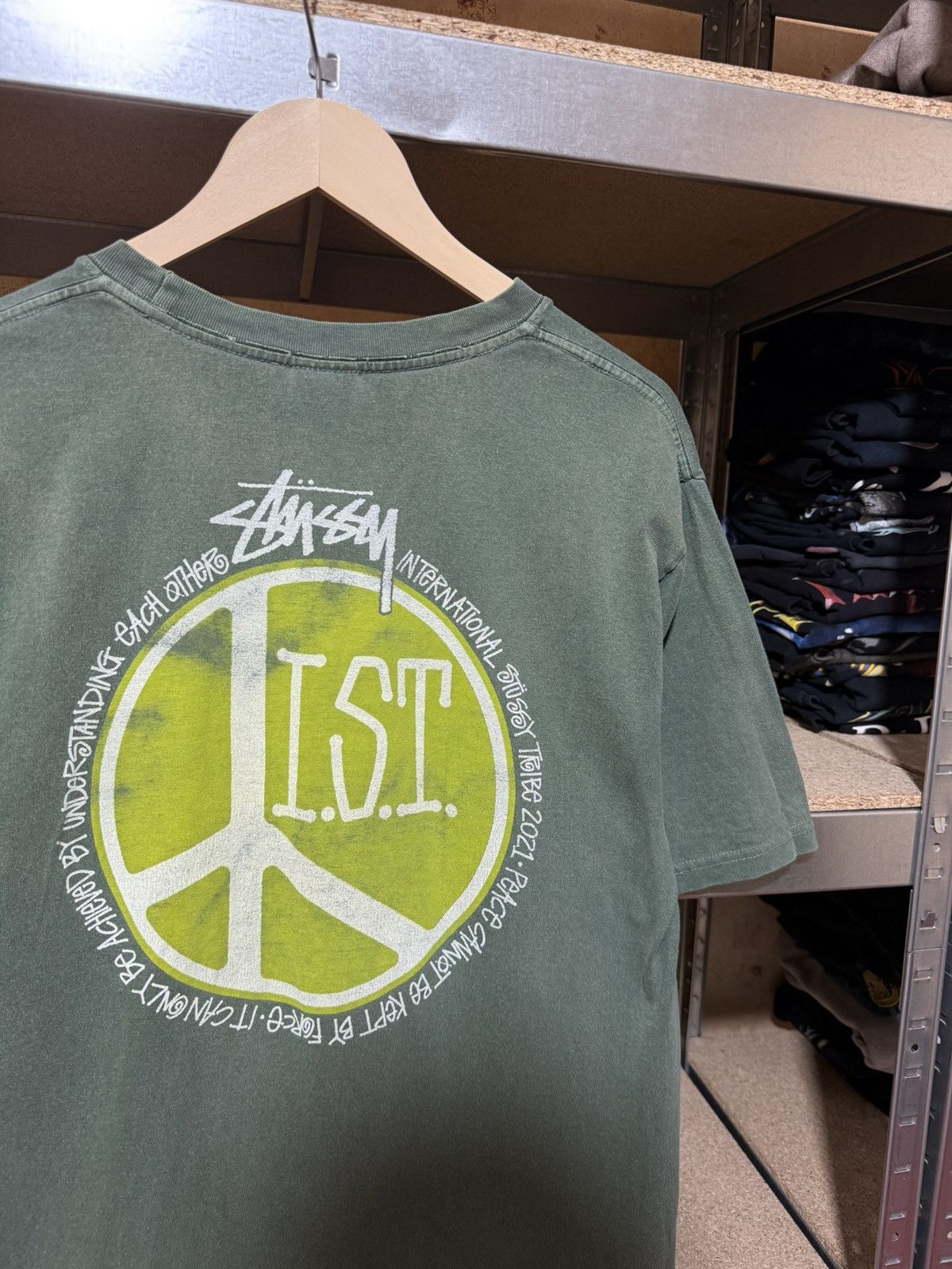 Stussy × Vintage Vintage 2000’s Stussy IST Made In USA T-Shirt Y2K Hype Size US M / EU 48-50 / 2 - 4 Thumbnail