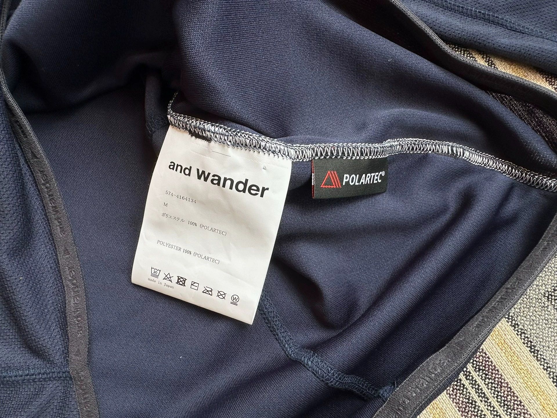 And Wander and wander power dry raglan LS Polartec jersey Size US M / EU 48-50 / 2 - 7 Thumbnail