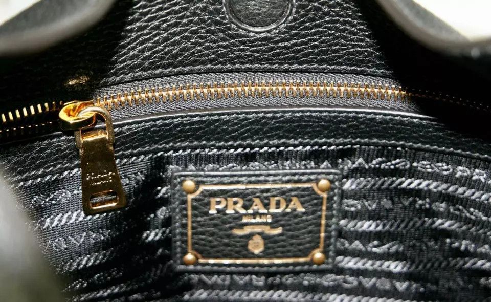 Prada o1srvl11e0624 Size: OS / Shoulder Bag in Black Size ONE SIZE - 8 Thumbnail