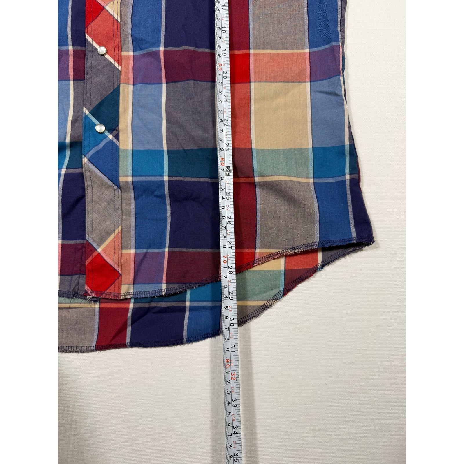 Wrangler Vintage Wrangler Short Sleeve Pearl Snap Plaid Western Shirt Size US L / EU 52-54 / 3 - 8 Thumbnail