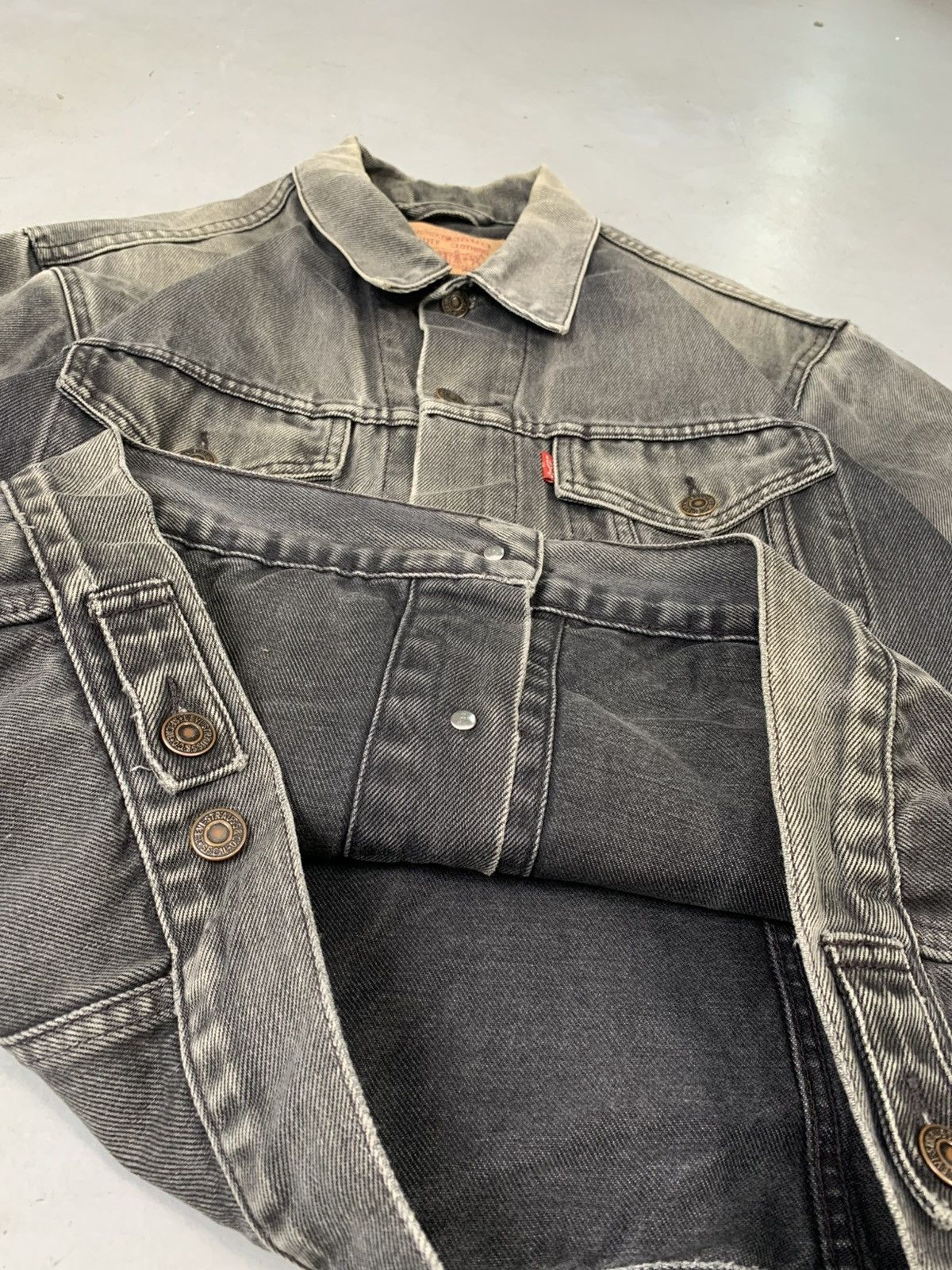 Levi's Vintage sunfade levis pt trucker denim jacket Size US M / EU 48-50 / 2 - 9 Thumbnail