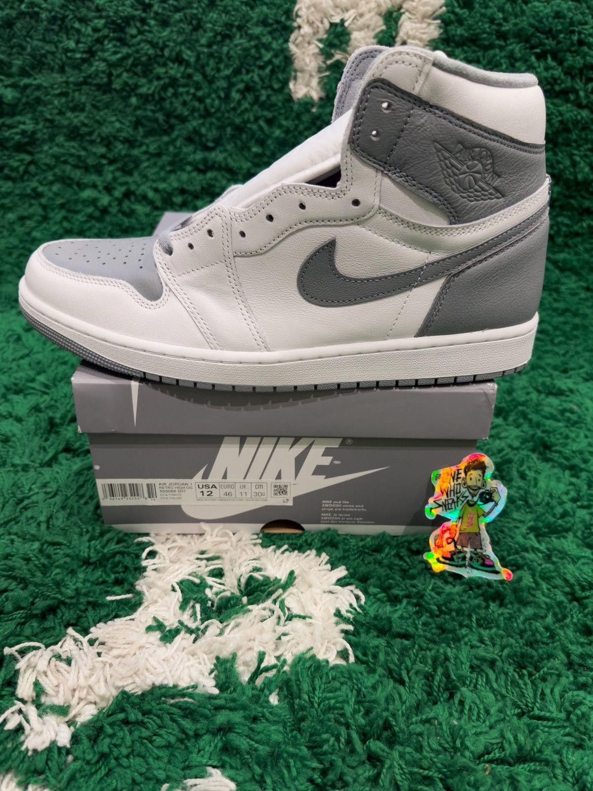 Jordan Brand Jordan 1 Retro High OG Stealth Size US 12 / EU 45 - 8 Thumbnail