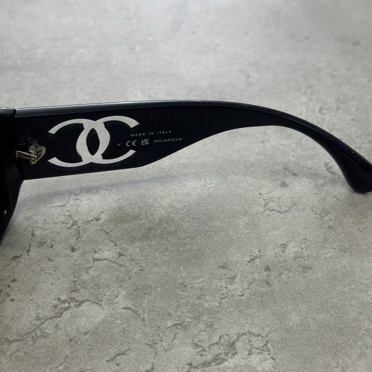 Chanel CHANEL 0CH5526 C501/W1 Sunglasses BLACK Size ONE SIZE - 3 Thumbnail