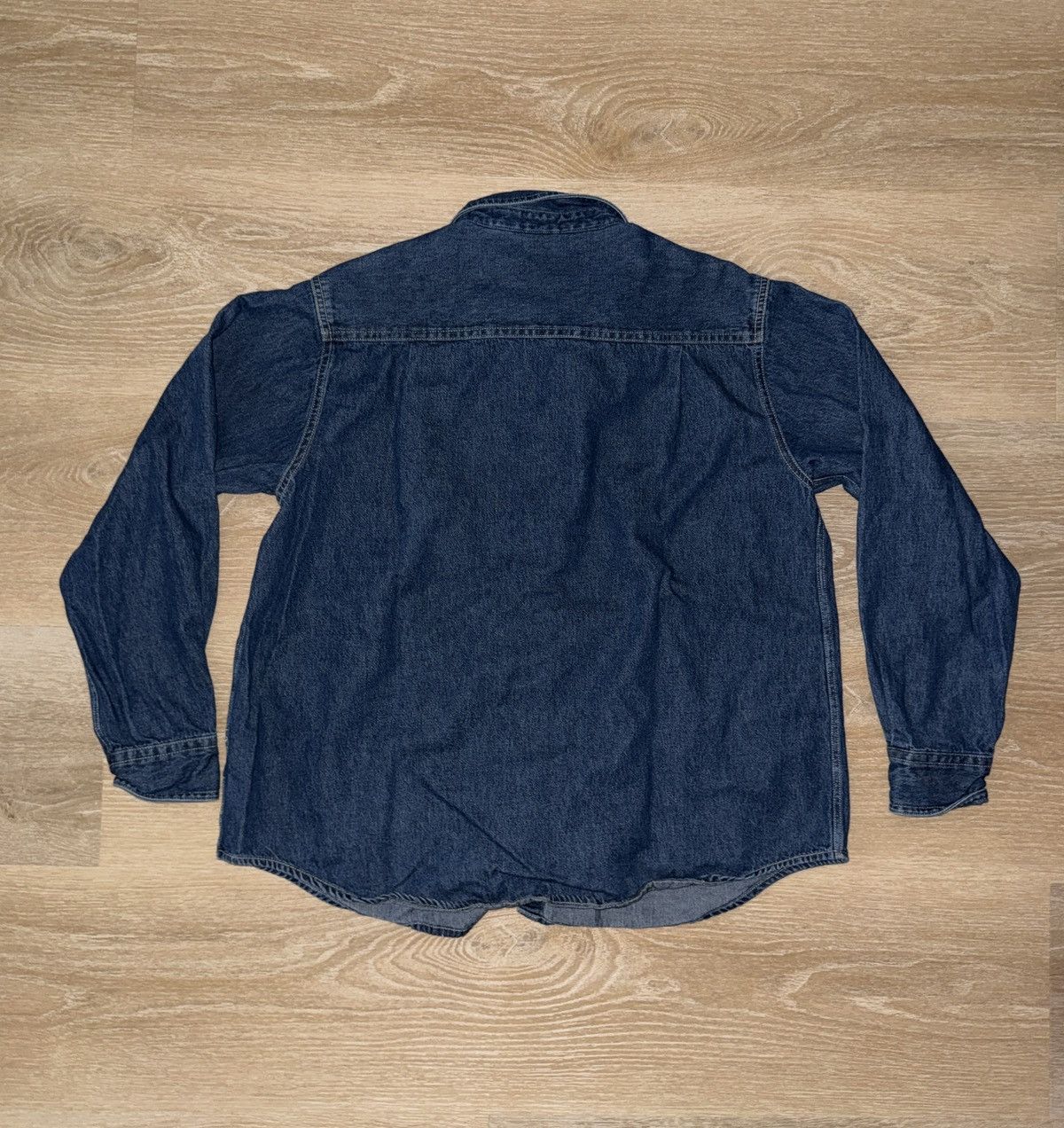 Disney Vintage 90’s Disney Store Paris Mickey Denim Button Up Size US M / EU 48-50 / 2 - 2 Thumbnail