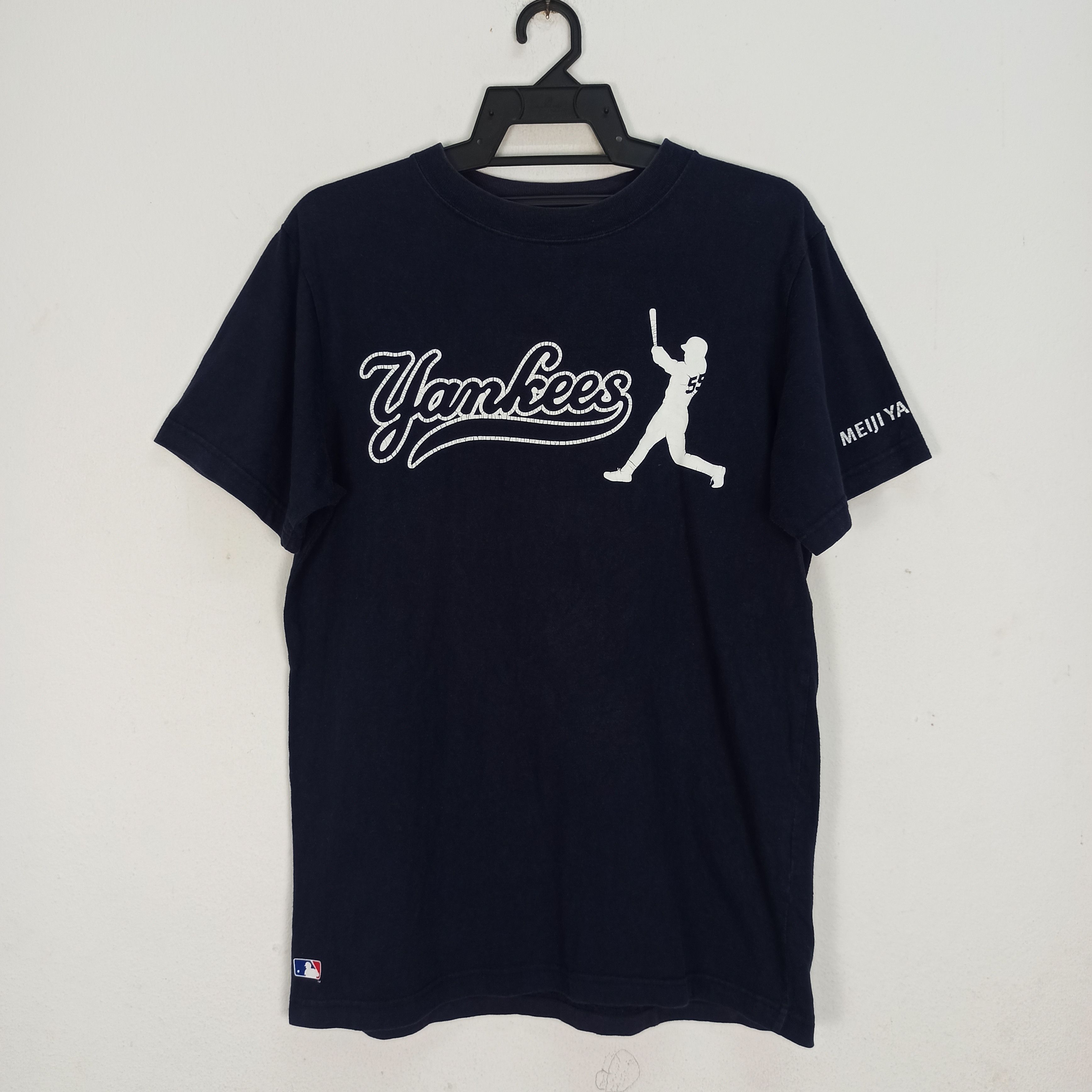MLB Rare MLB Yankees Meiji Yasuda Tshirt Size US M / EU 48-50 / 2 - 1 Thumbnail