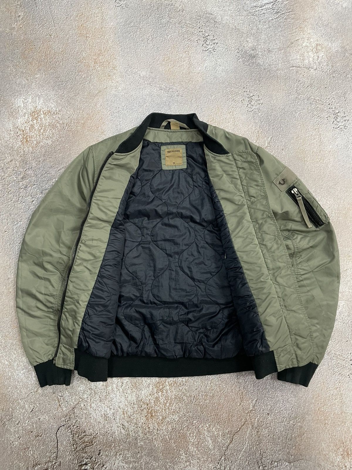 True Religion True Religion Multipocket Cargo Khaki Bomber Size US L / EU 52-54 / 3 - 7 Thumbnail
