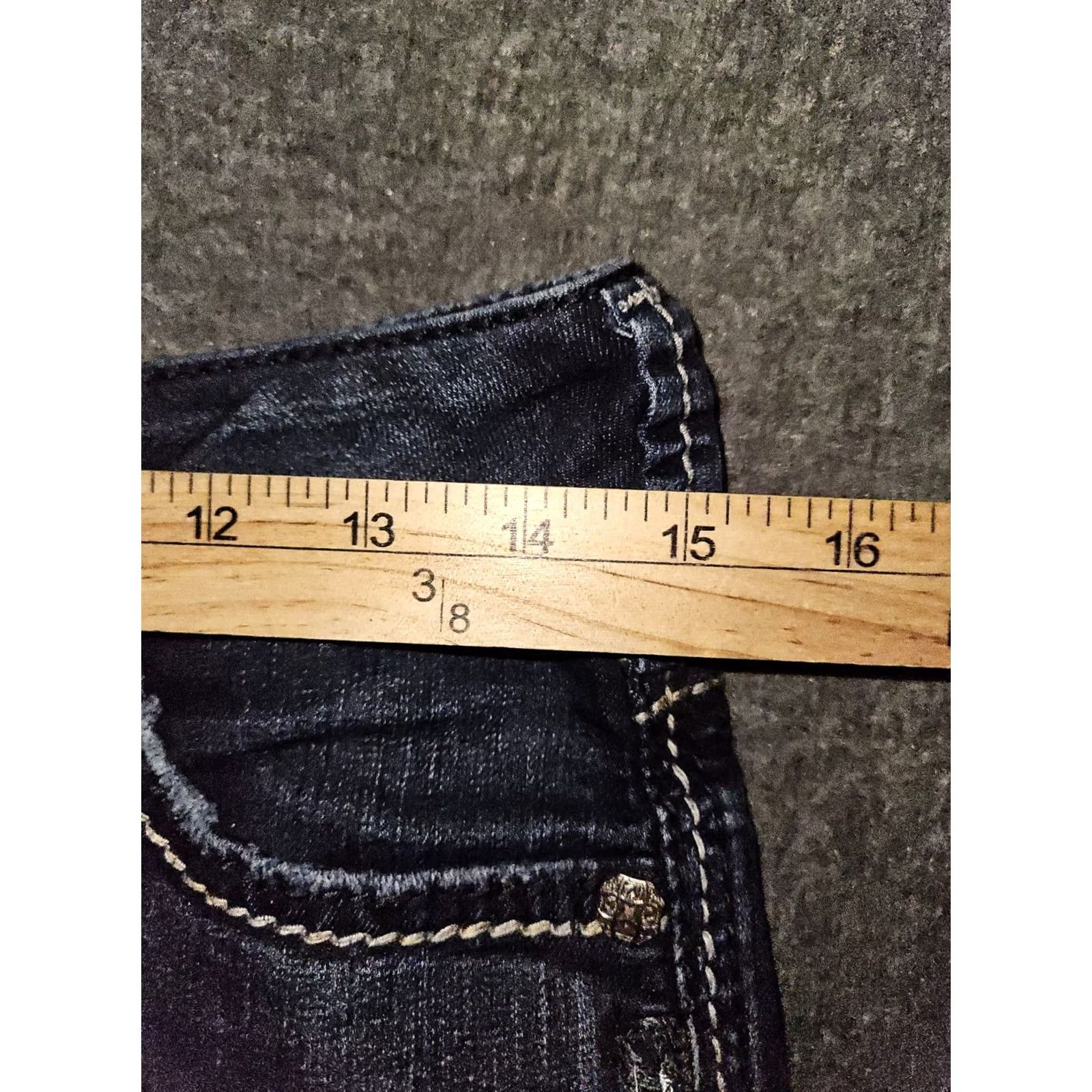 Silver Jeans Co. Silver Jeans Capri Jeans Women's 27 Low Rise Blue Embroidered Sequins Preppy Size 27" / US 4 / IT 40 - 4 Thumbnail